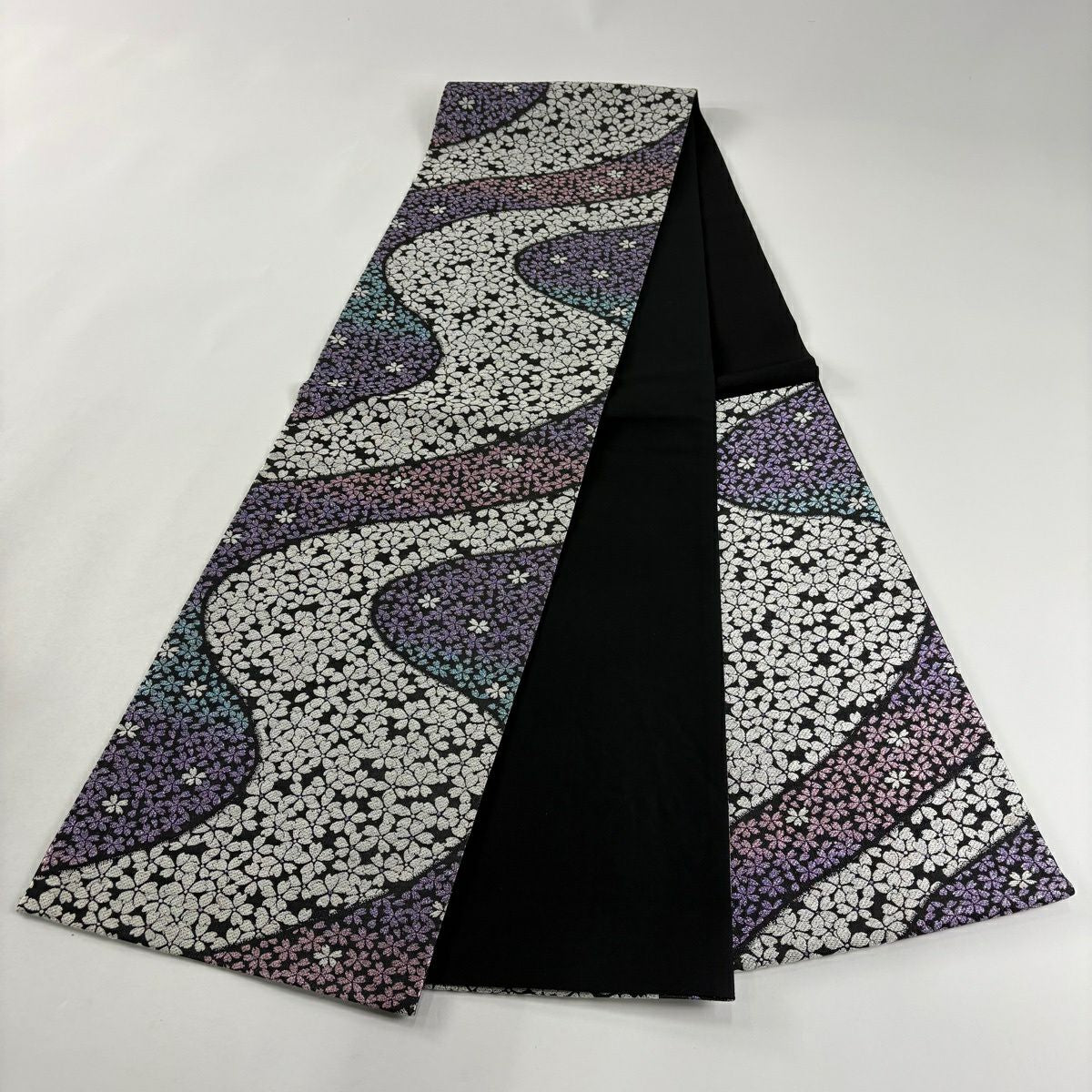【美品】 袋帶 名品級 振袖禮服禮服用 櫻花 流水 金金箔 黑 六通 純蠶絲