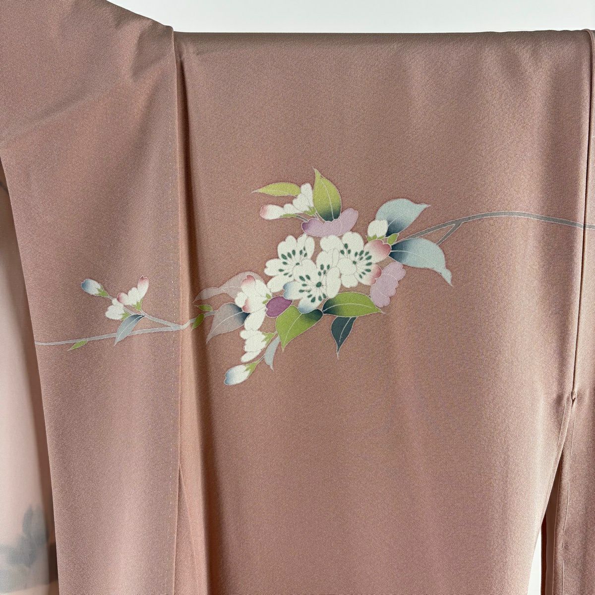 【美品】訪問服 身長170cm 袖長67.5cm L 雙層 坂井修 落款あり 草花紋紋 染分 ぼかし 淡粉色 純蠶絲 逸品級 一つ紋