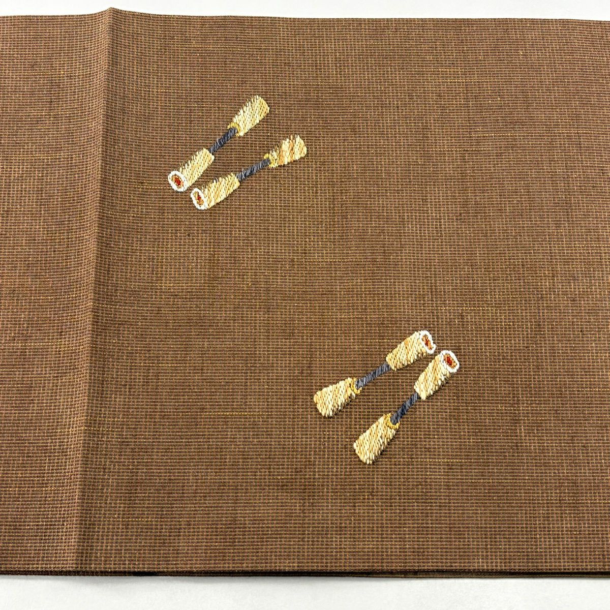 【美品】 開口名古屋帶 逸品級 しょうざん 落款あり 兔子 露芝 刺繡 金線 茶 純蠶絲