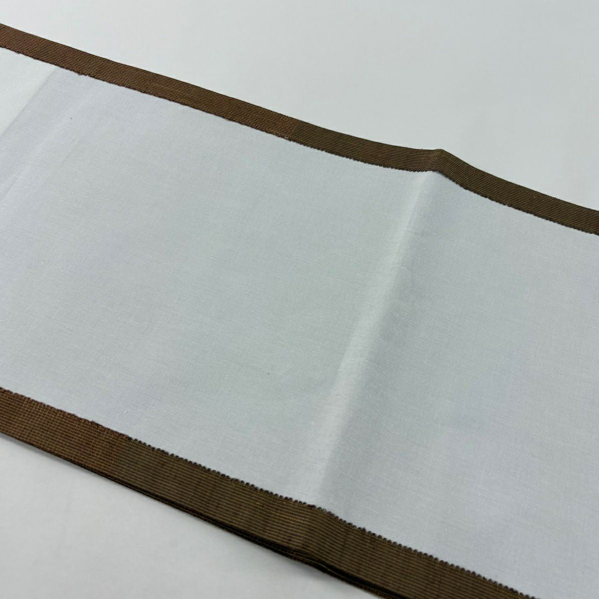 【美品】 開口名古屋帶 逸品級 しょうざん 落款あり 兔子 露芝 刺繡 金線 茶 純蠶絲