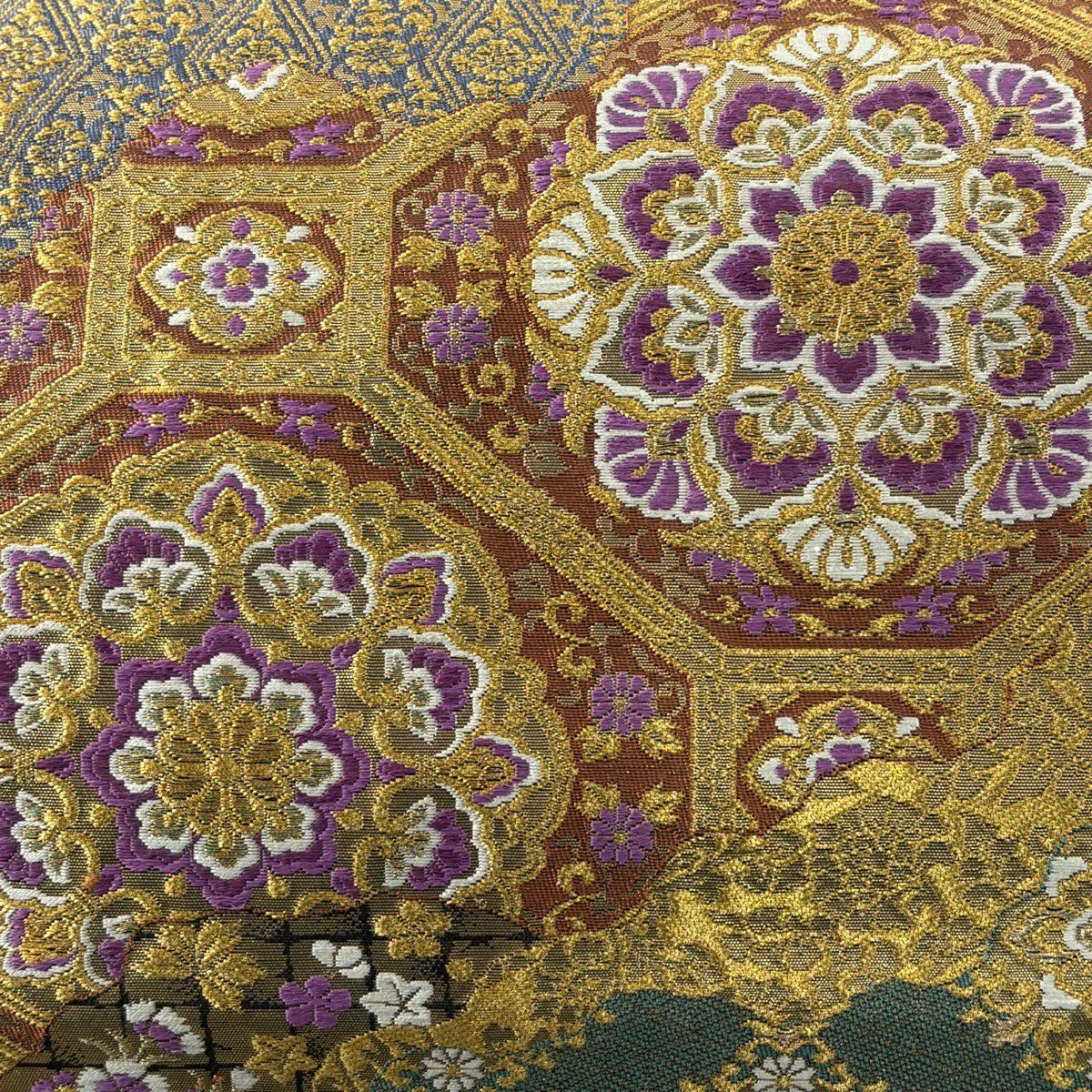 【美品】 袋帶 逸品級 じゅらく 落款あり 帝王紫 道長取 蜀江華紋 金金箔 金絲 焦茶 お太鼓柄 純蠶絲