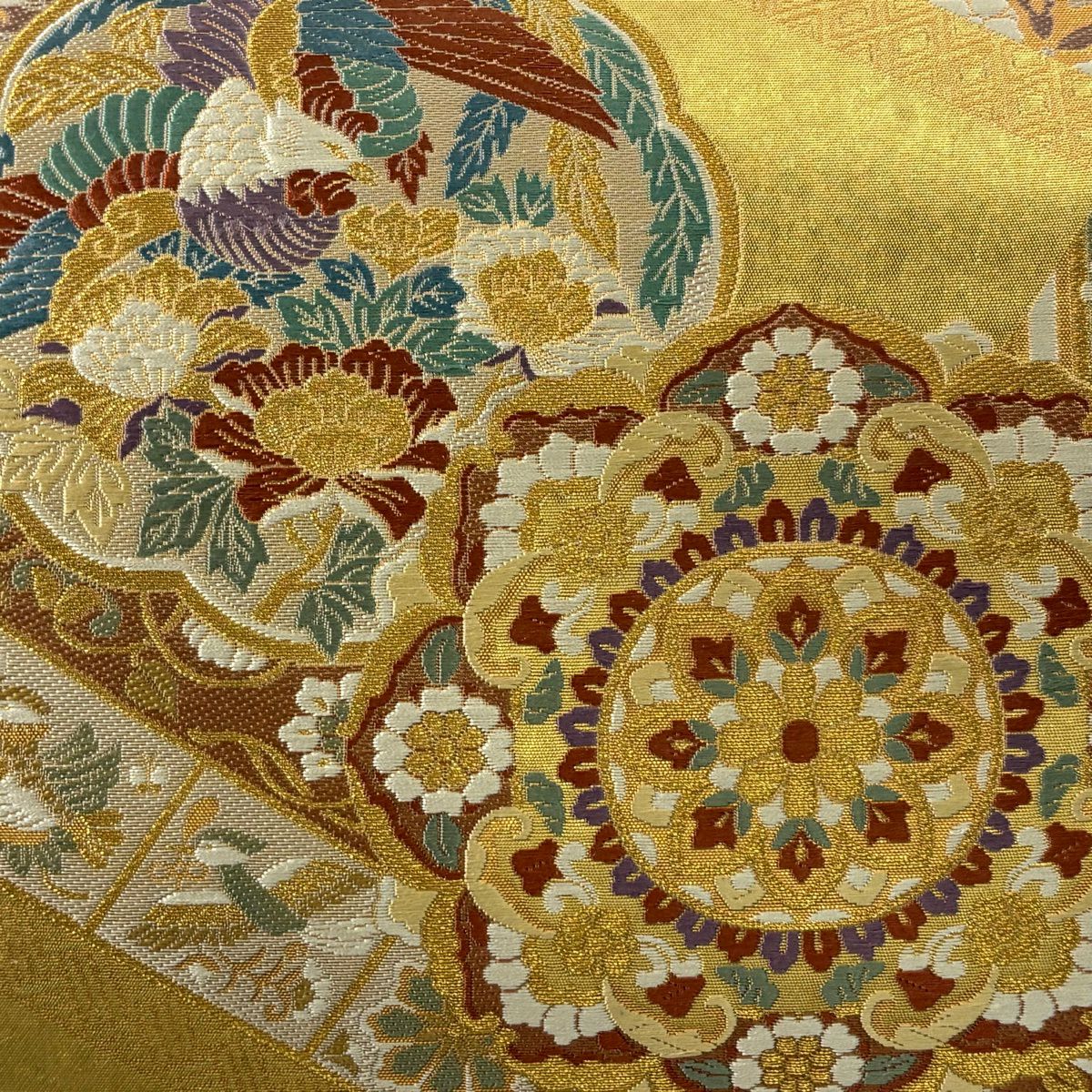 【美品】 袋帶 秀品級 華紋 花鳥 金金箔 唐織 金色 六通 純蠶絲