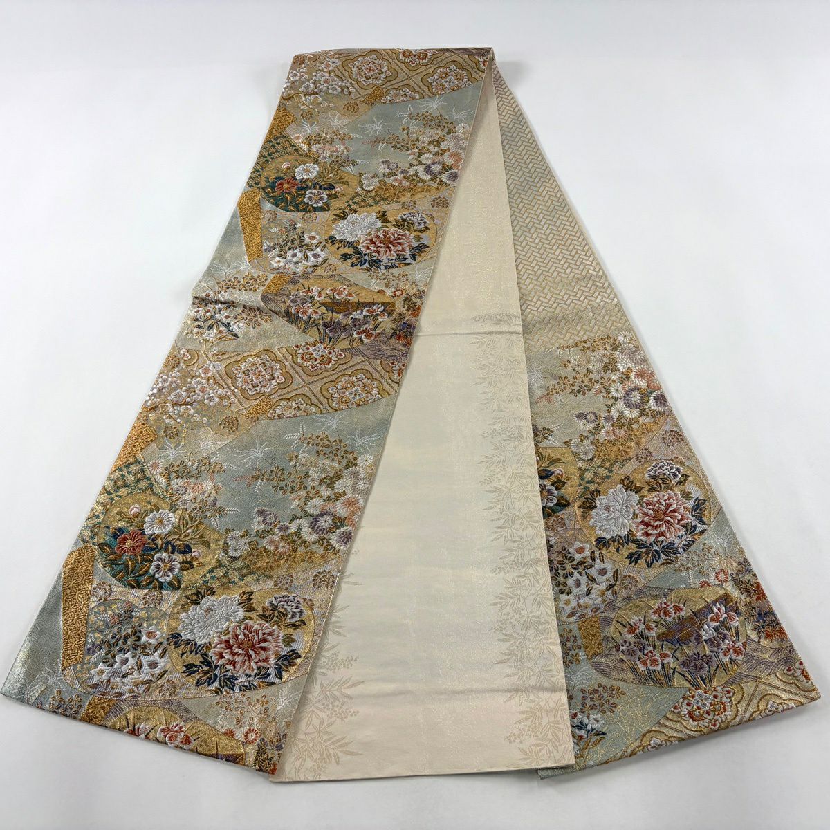 【美品】 袋帶 秀品級 草花紋紋 牡丹 金金箔 唐織 灰綠 六通 純蠶絲
