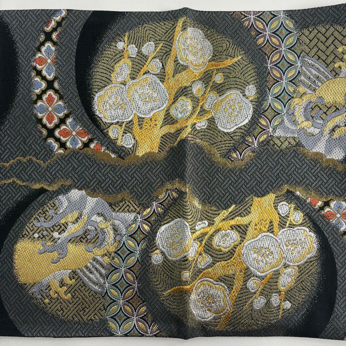 【美品】 袋帶 秀品級 椿 兔子 金銀彩 金金箔 灰色 六通 純蠶絲