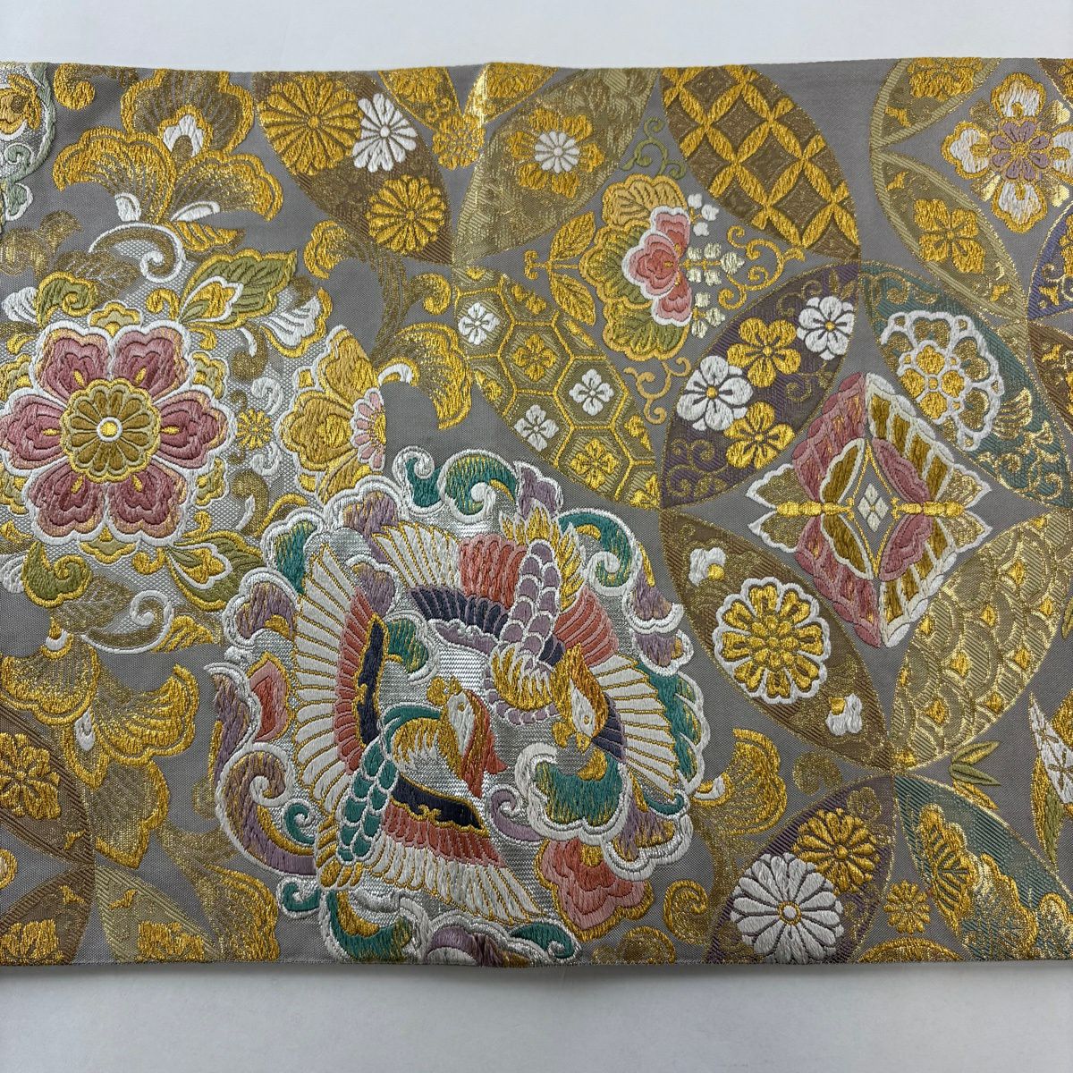 【美品】 袋帶 秀品級 七寶取雙鳥紋 蝶 金金箔 唐織 灰色 六通 純蠶絲
