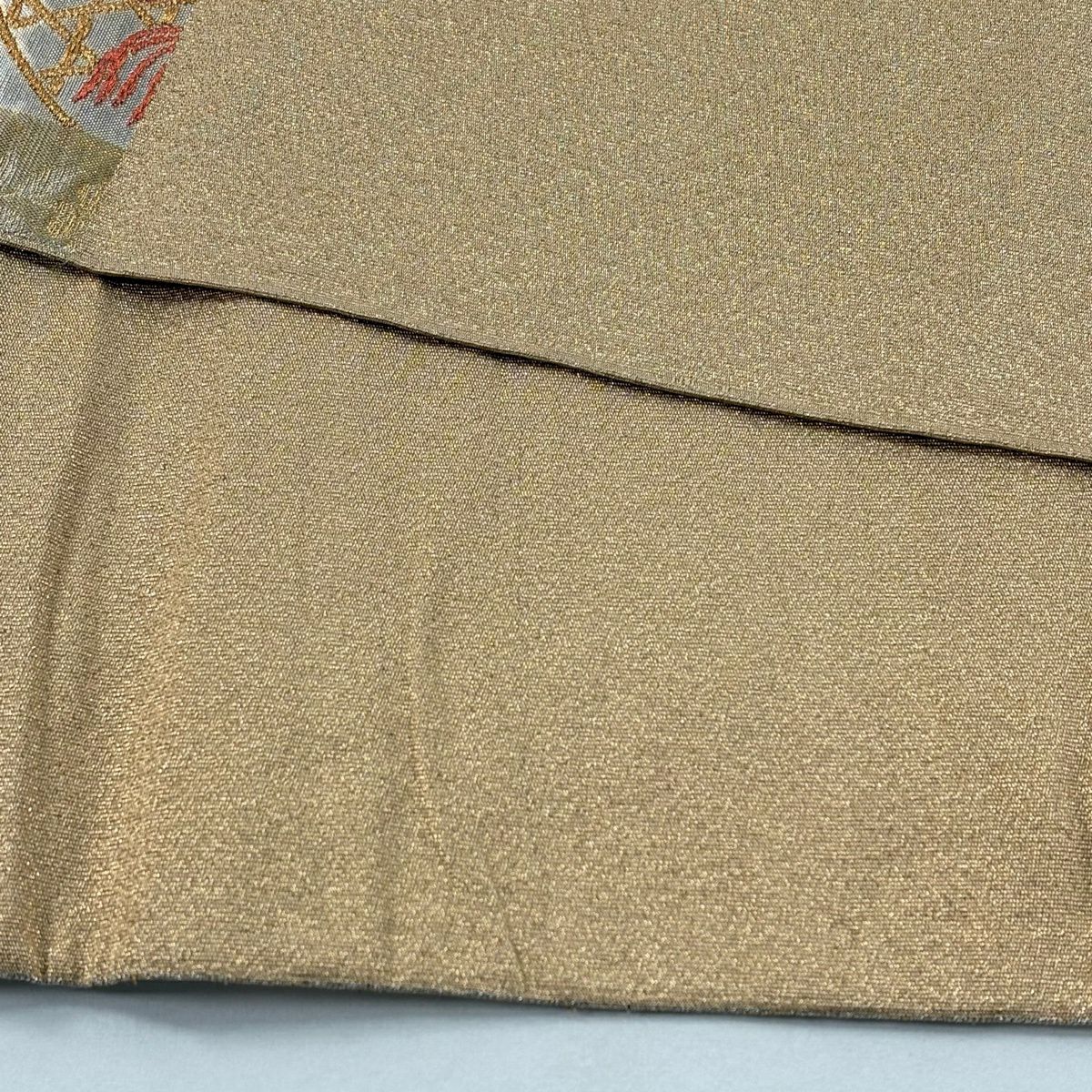 【美品】 袋帶 逸品級 雪輪 松樹梅花 金絲 拉麵絲 金 六通 純蠶絲