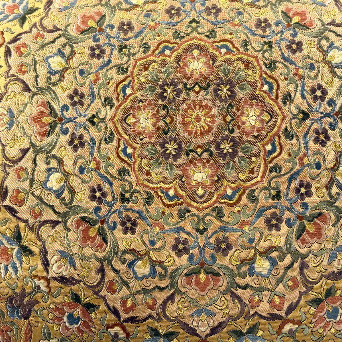 【美品】 袋帶 逸品級 華紋 草花紋 金絲 刺繡 金色 大鼓圖案 純蠶絲