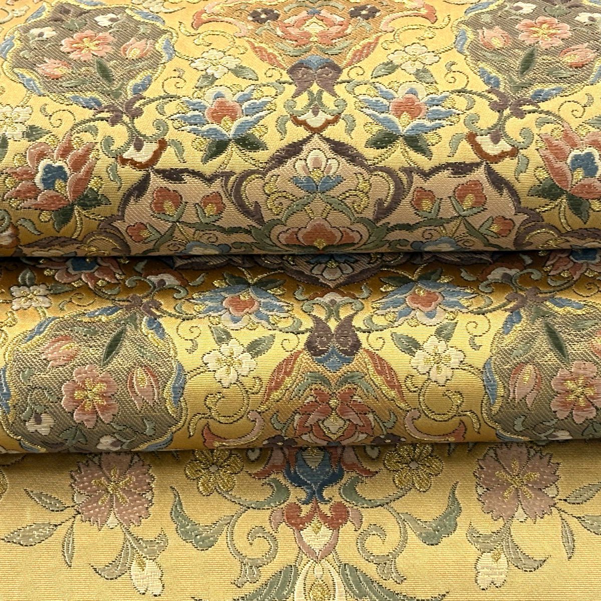 【美品】 袋帶 逸品級 華紋 草花紋 金絲 刺繡 金色 大鼓圖案 純蠶絲