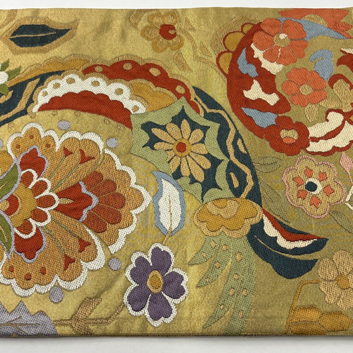 【美品】 袋帶 逸品級 紋屋井關 落款あり 御寮織 關西裁縫 草花紋刺繡 金金箔 金色 六通 純蠶絲