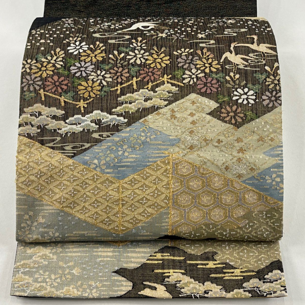 【美品】 袋帶 逸品級 仙鶴 松樹 金銀彩 綴 黑 お太鼓圖案 純蠶絲