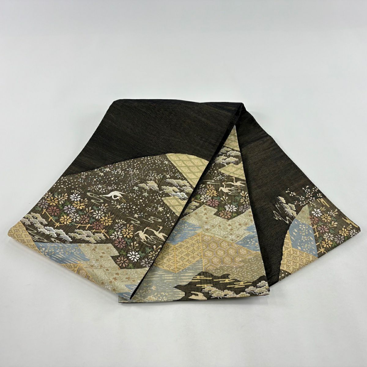 【美品】 袋帶 逸品級 仙鶴 松樹 金銀彩 綴 黑 お太鼓圖案 純蠶絲