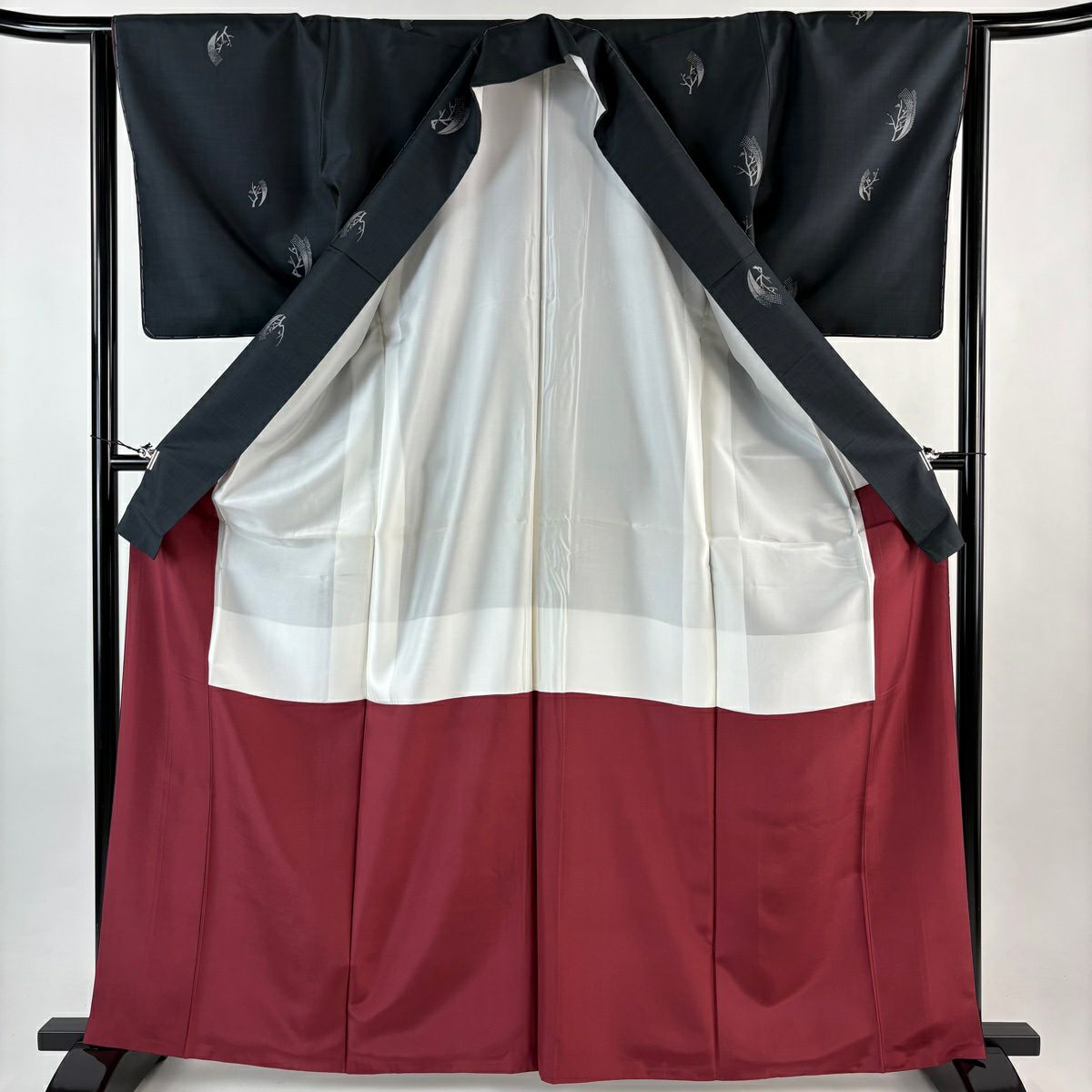 【美品】 紬織 身長165cm 袖長64.5cm M 雙層 枝葉 幾何學圖案 墨色 純蠶絲 秀品級