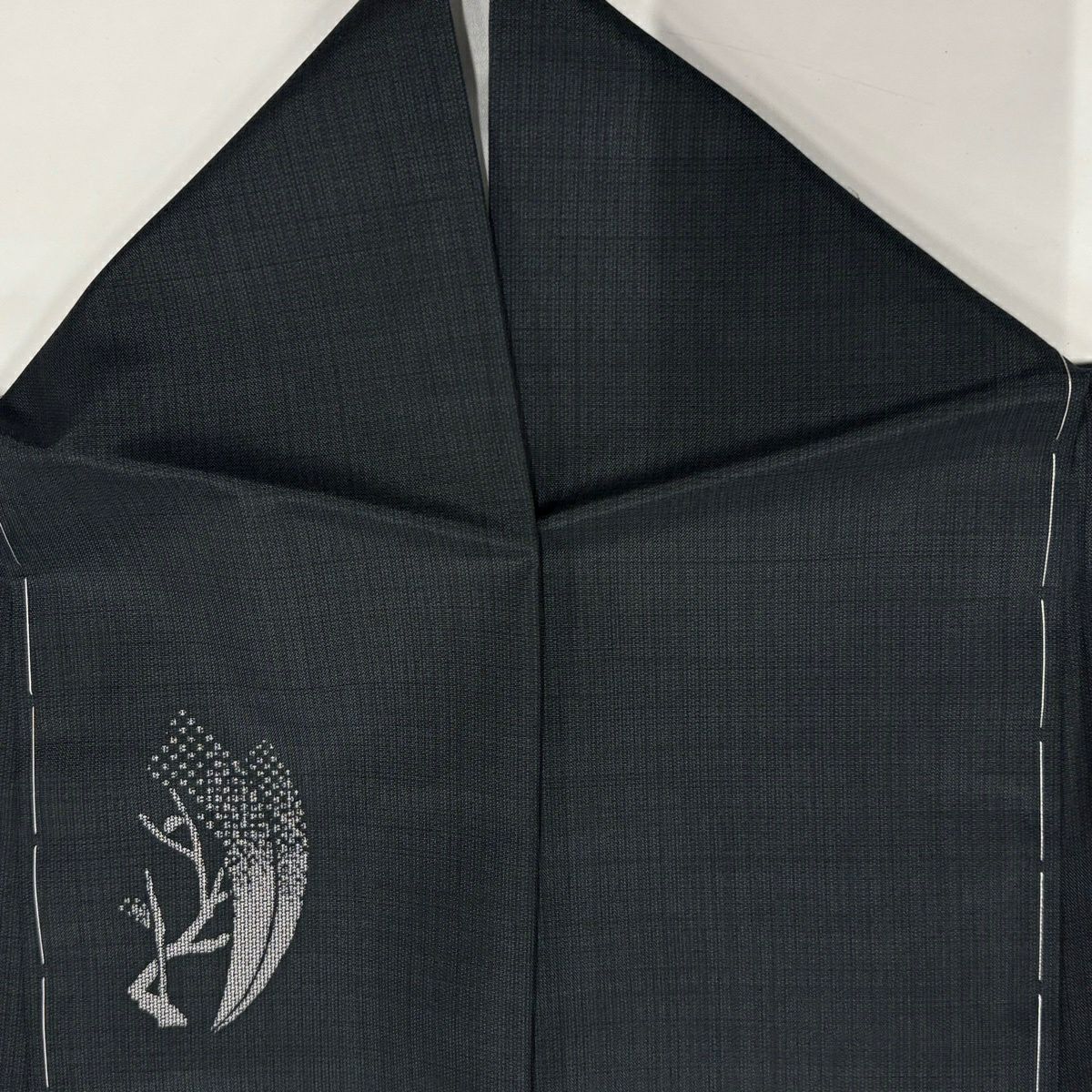 【美品】 紬織 身長165cm 袖長64.5cm M 雙層 枝葉 幾何學圖案 墨色 純蠶絲 秀品級