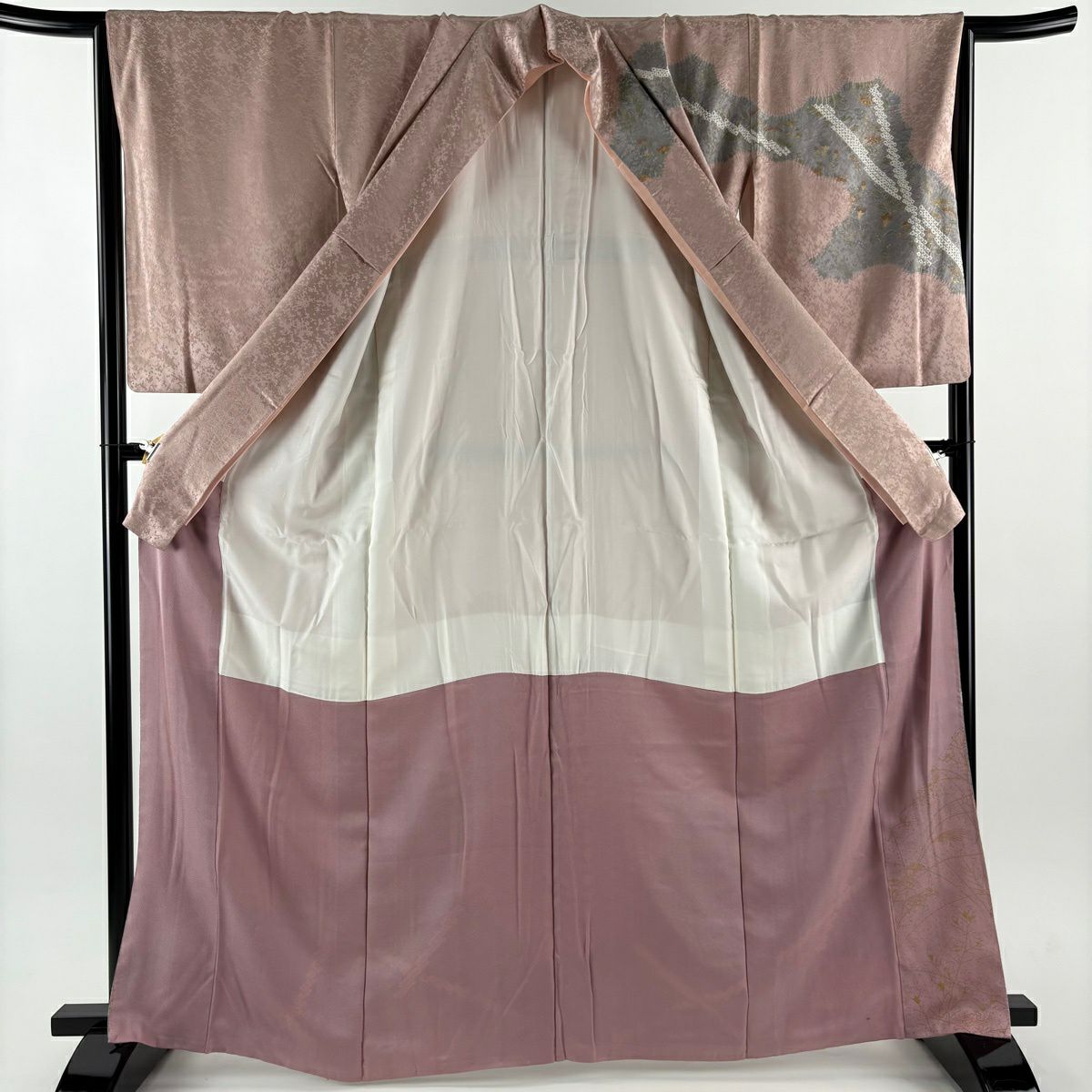 【美品】訪問服 身長163cm 袖長67cm M 雙層 草花紋紋 雲文 金糸刺繡 薄小豆 純蠶絲 秀品級