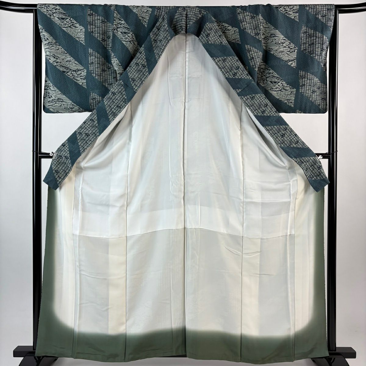 【美品】 小紋 身長161.5cm 袖長64cm M 雙層 家屋 草花紋 綠茶 純蠶絲 秀品級