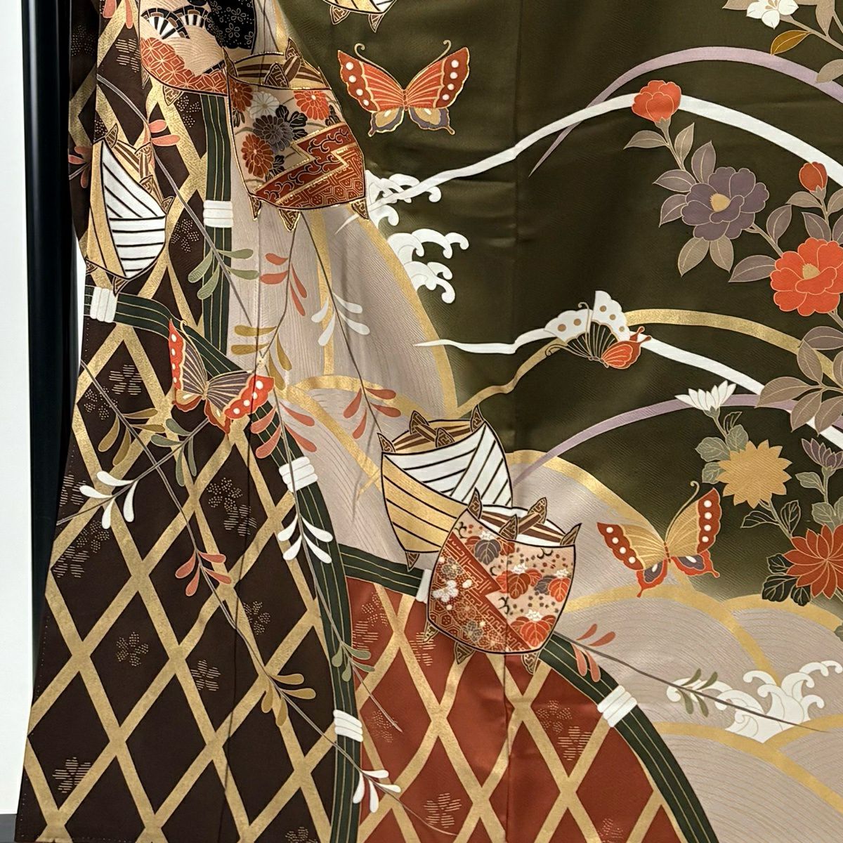振袖禮服 身長160.5cm 袖長65.5cm M 雙層 線捲 蝴蝶 金絲 金銀彩 茶 純蠶絲 優品級