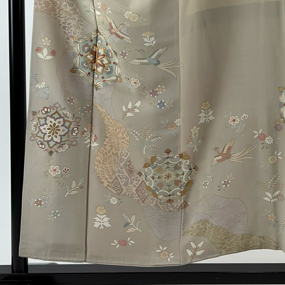 色留袖禮服 身長154cm 袖長64.5cm M 雙層 尾長鳥 華紋 金絲 金銀彩 米色 純蠶絲 秀品級 一個紋