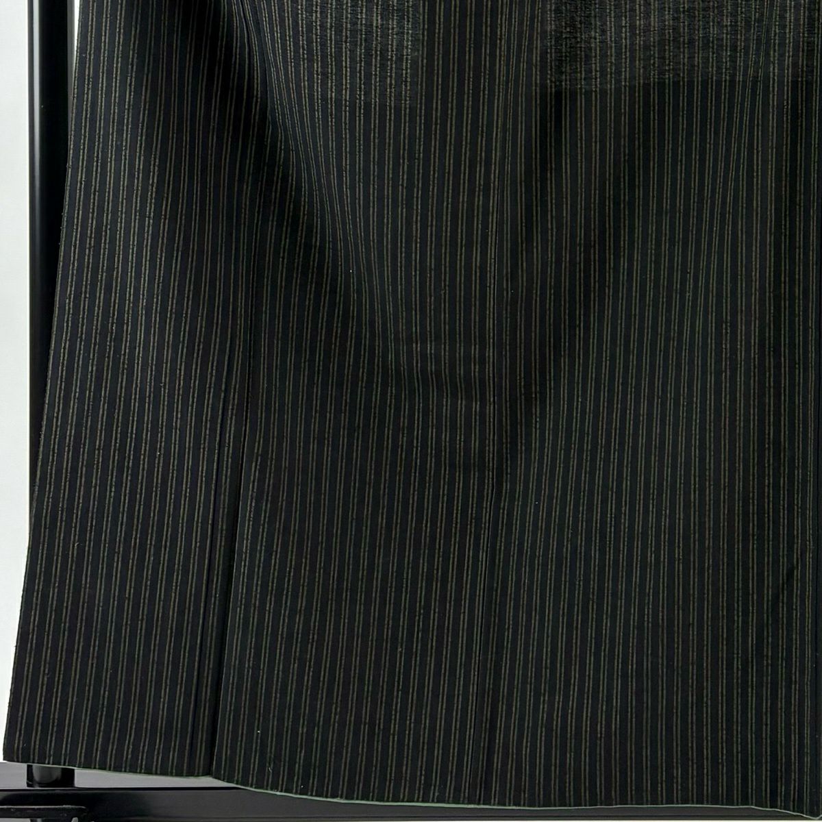 【美品】紬織 身長159cm 袖長66cm M 雙層 垂直條紋 黑 純蠶絲 名品級