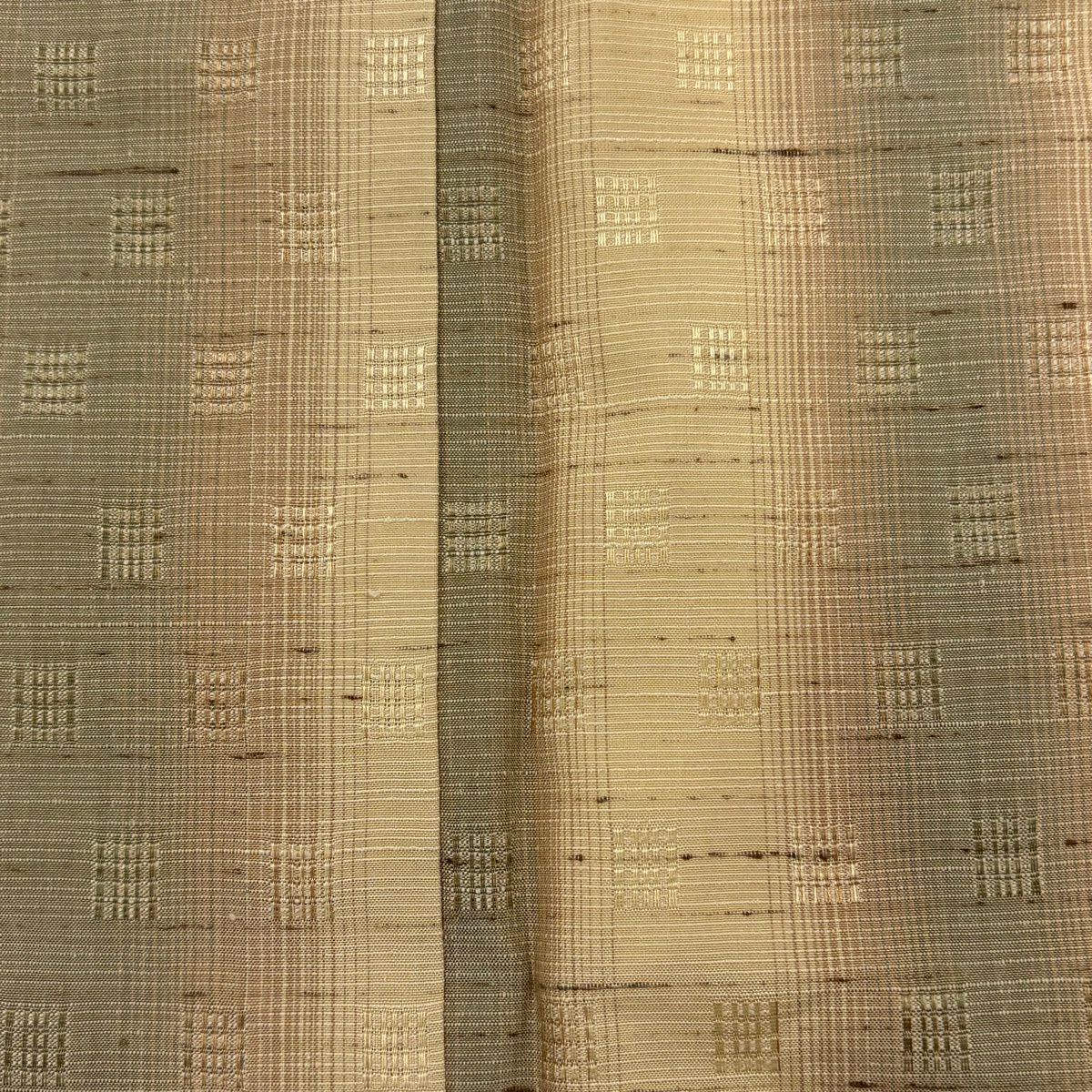 【美品】 紬織 身長160cm 袖長65.5cm M 單層 垂直條紋 幾何圖案 米色 純蠶絲 名品級