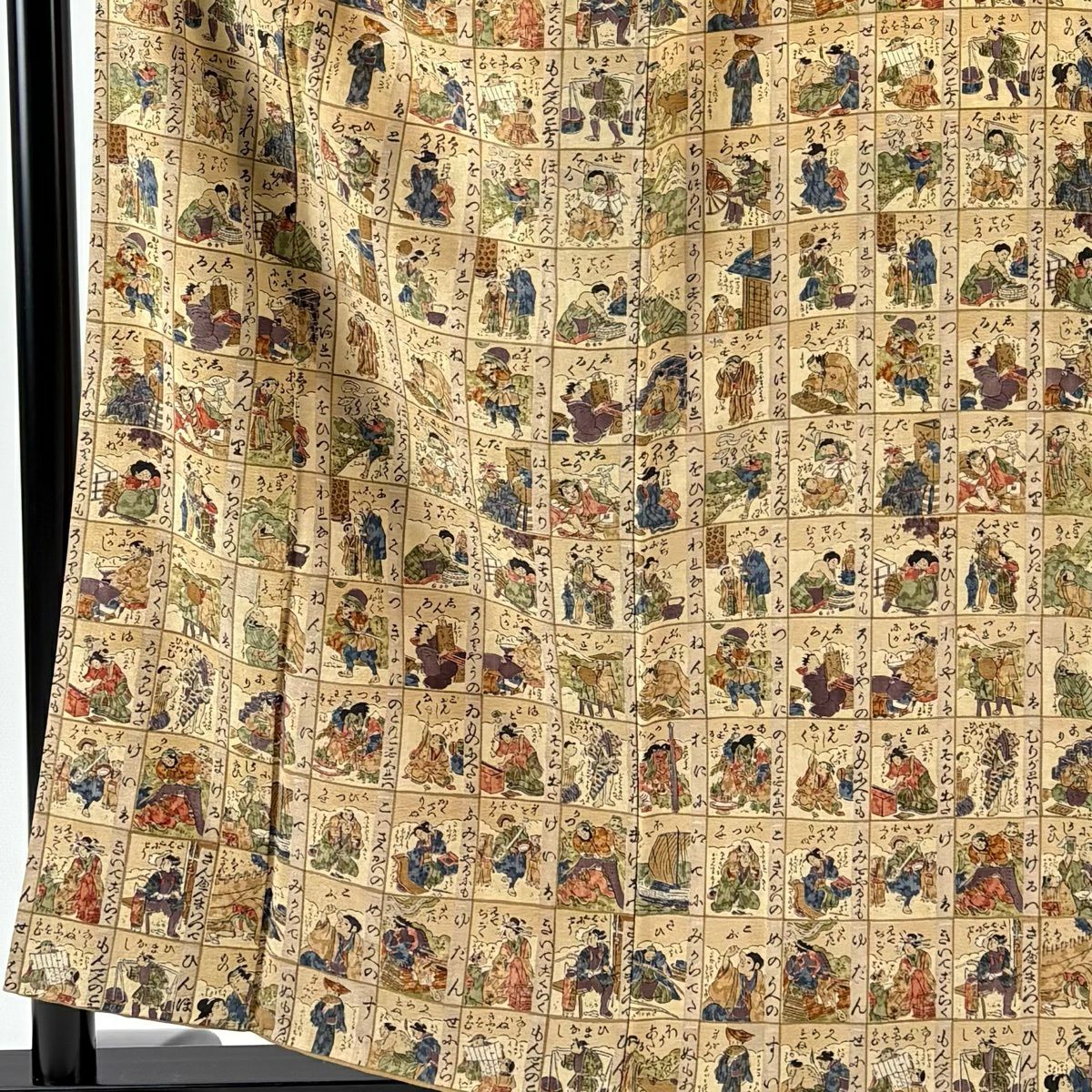 小紋 身長157cm 袖長64.5cm M 雙層 樽本伊勢蔵 有落款 人物 諺語 米色 純蠶絲 名品級