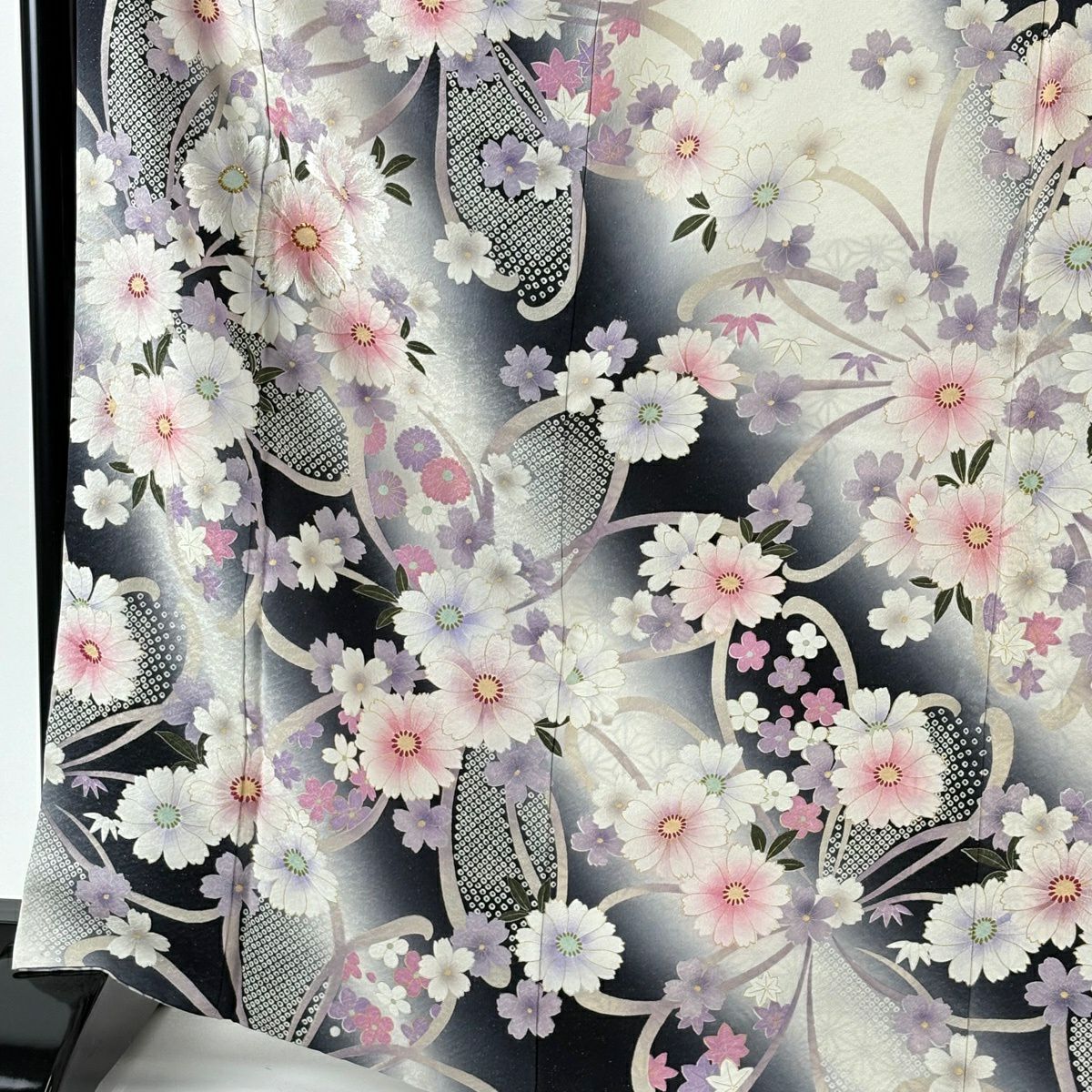 【美品】振袖禮服 身長169cm 袖長67cm M 雙層 草花紋紋 疋田柄 金金箔 銀通 乳白色 純蠶絲 逸品級