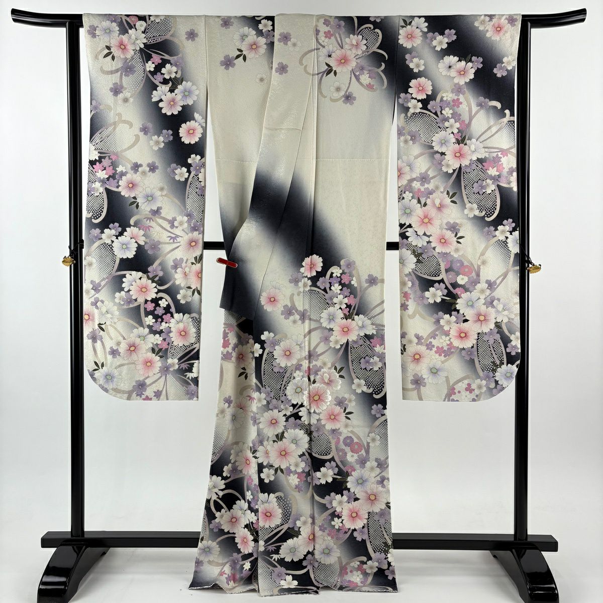 【美品】振袖禮服 身長169cm 袖長67cm M 雙層 草花紋紋 疋田柄 金金箔 銀通 乳白色 純蠶絲 逸品級