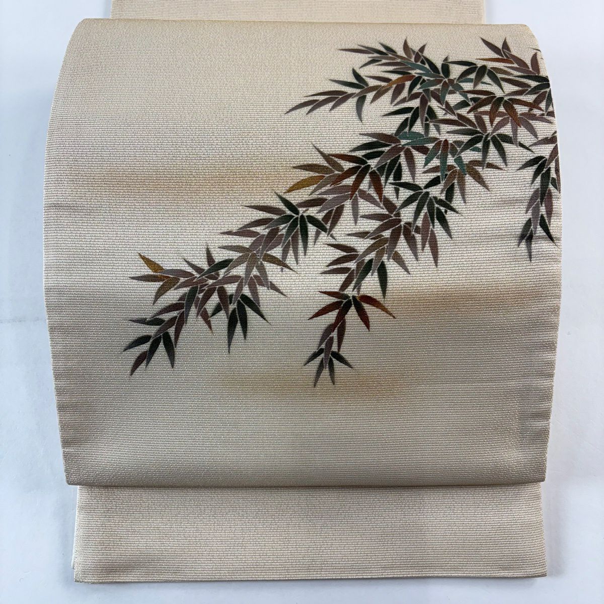 【美品】 袋帶 秀品級 葉 霞 金銀彩 金絲 米色 大鼓圖案 純蠶絲