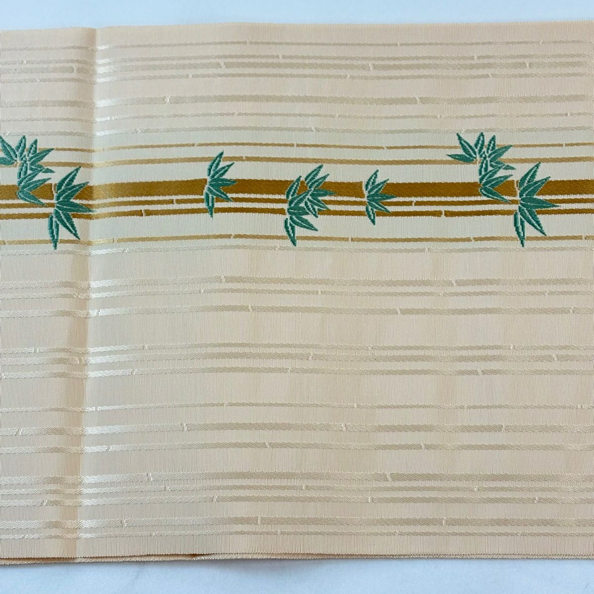 【美品】 名古屋帶 秀品級 八寸名古屋帶 松樹葉仕立 竹子 竹子縞 刺繡 米色 純蠶絲