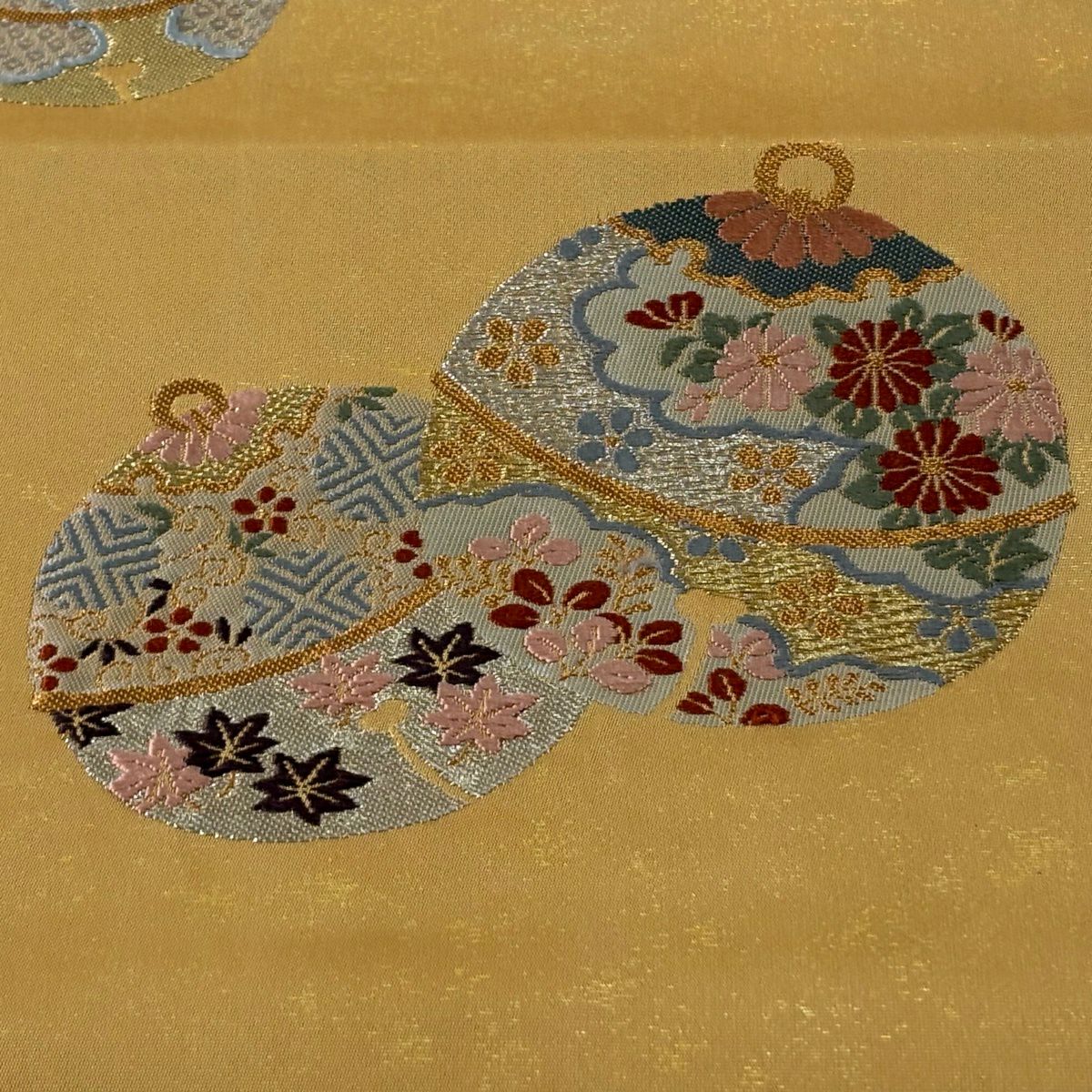 袋帶 秀品級 關西仕立 蘇草花紋 手織金金箔 刺繡 淡黃土 深藍 正蠶絲