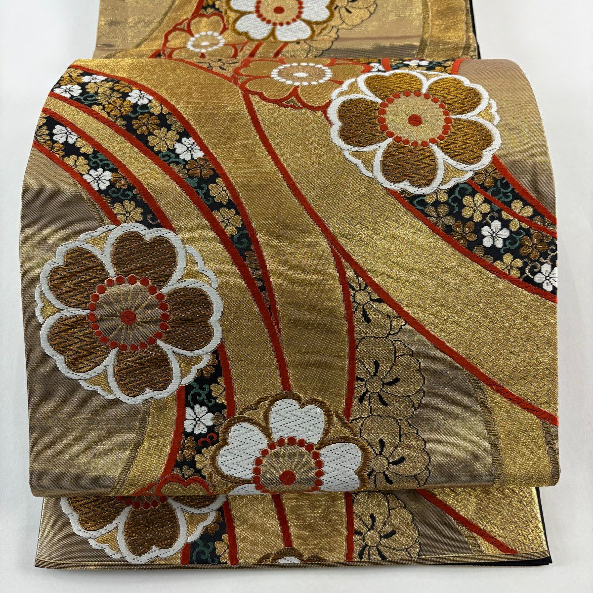 【美品】 袋帶 秀品級 草花紋 金糸 金 六通 純蠶絲