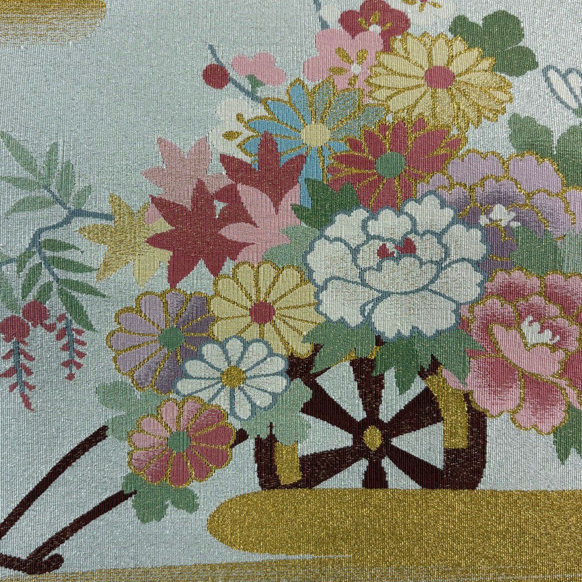 【美品】 名古屋帶 優品級 八寸名古屋帶 松樹葉仕立 花車 ヱ霞 金銀彩 灰色 純蠶絲