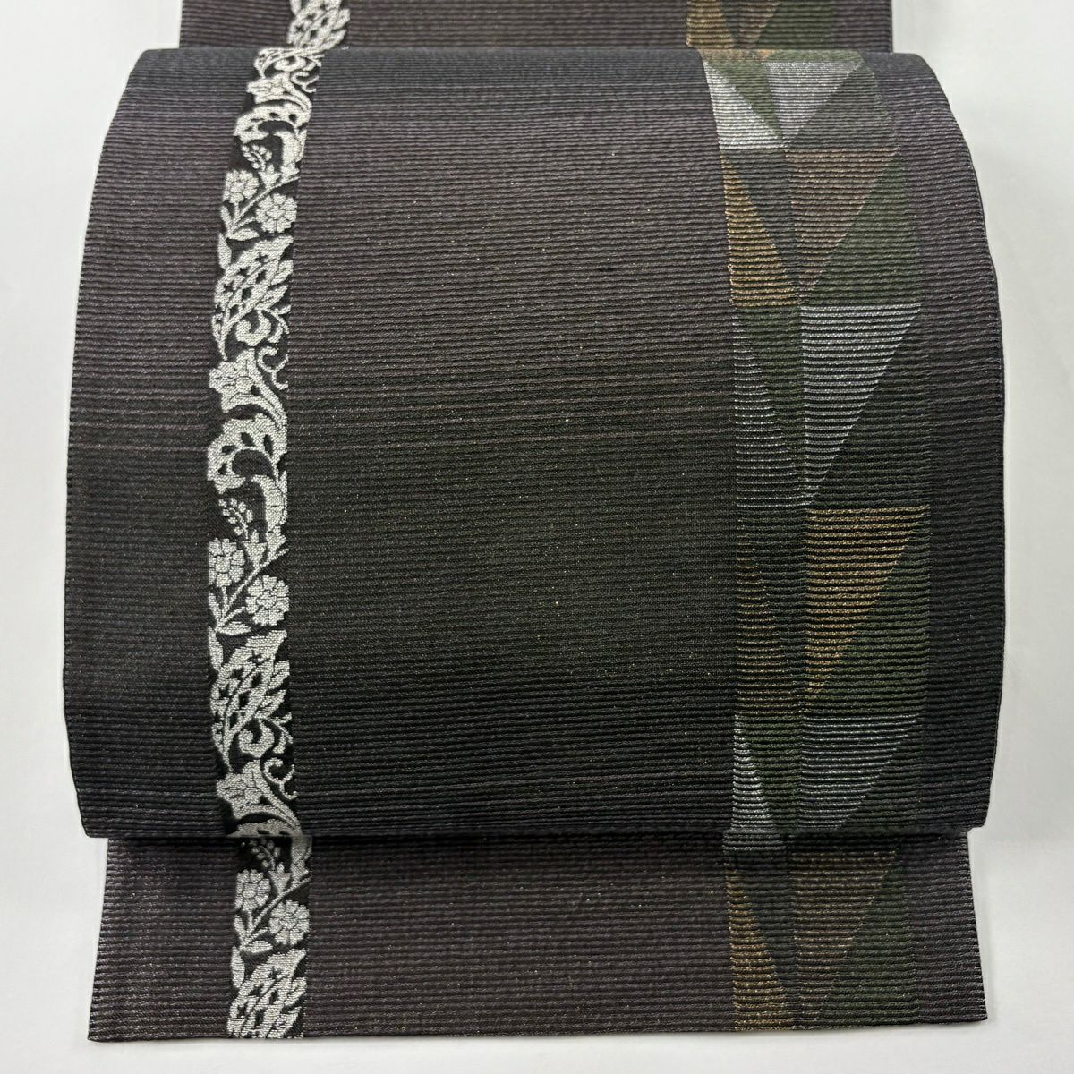 【美品】 袋帶 秀品級 夏帶 草花紋紋 幾何學 金銀彩 金金箔 墨色 六通 純蠶絲