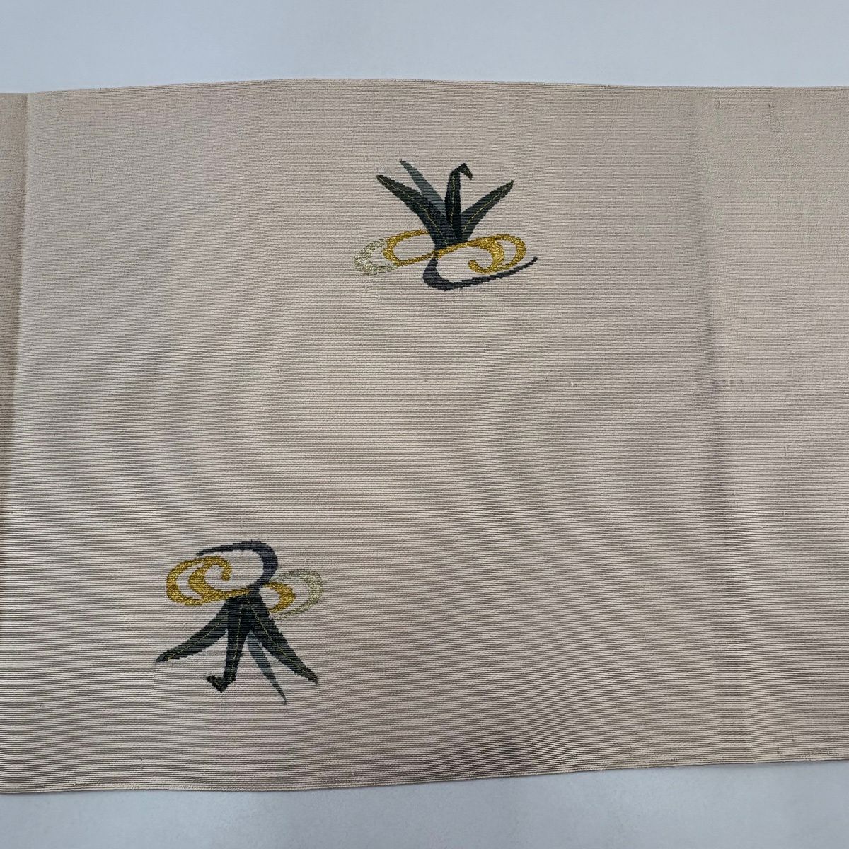 【美品】 名古屋帶 秀品級 八寸名古屋帶 線卷 流水 金銀絲 米色 純蠶絲