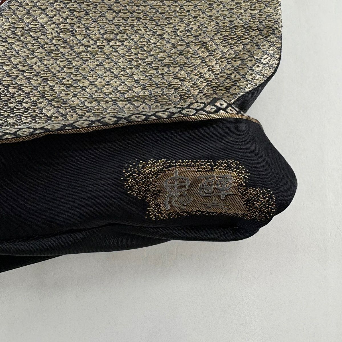 【美品】 袋帶 秀品級 疋田 草花紋 金糸 金金箔 灰 深藍 六通 純蠶絲