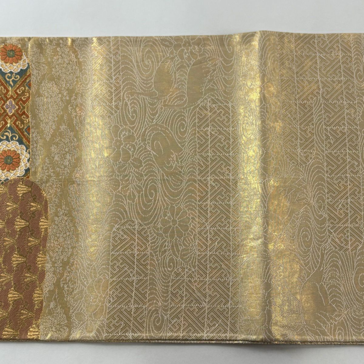 【美品】 袋帶 秀品級 華紋 ヱ霞 金絲 金金箔 金色 六通 純蠶絲