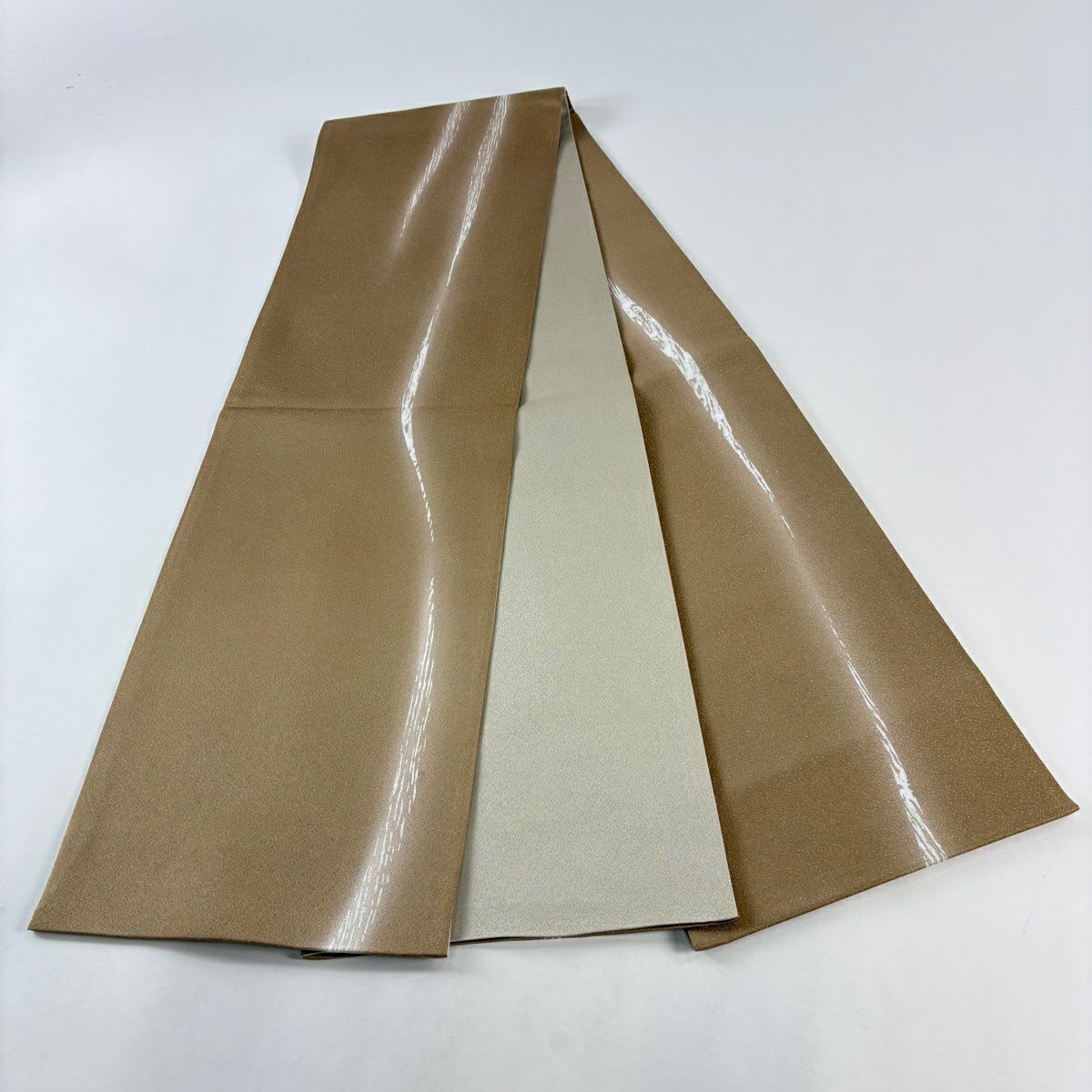【美品】 袋帶 秀品級 幾何學 金銀彩 金金箔 灰茶 お太鼓圖案 純蠶絲