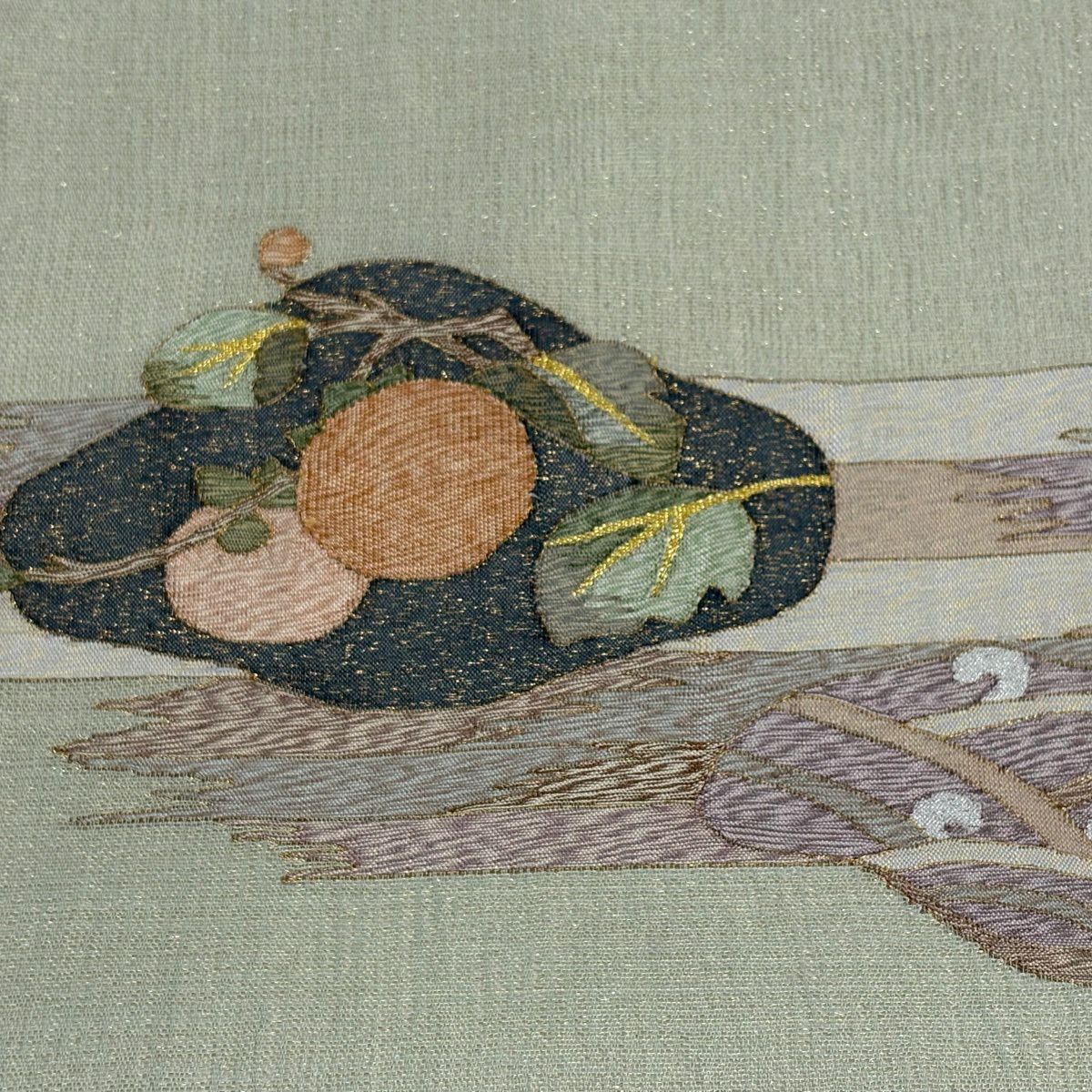 【美品】 袋帶 秀品級 葉與實 霞 金絲 淺綠色 大鼓圖案 純蠶絲