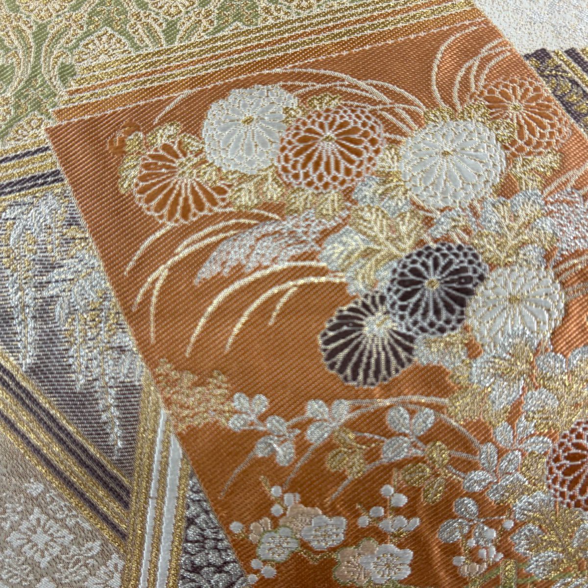袋帶 秀品級 冊子 草花紋紋 金金箔 唐織 米色 六通 純蠶絲