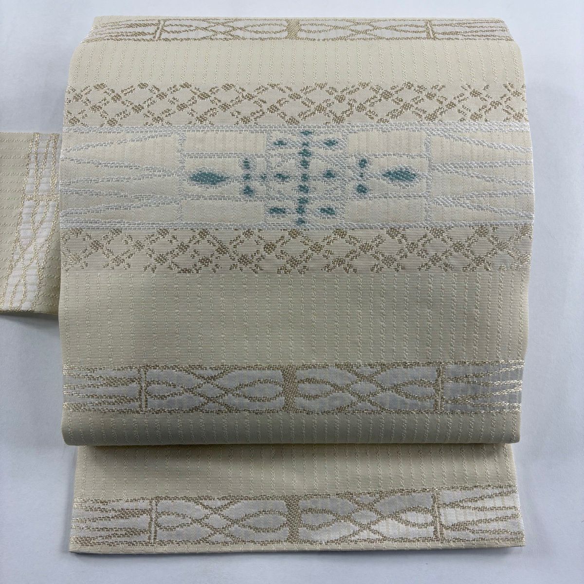 【美品】 名古屋帶 名品級 幾何圖案 段紋 金絲 金金箔 奶油色 純蠶絲