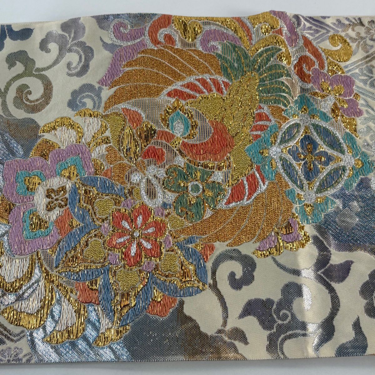 【美品】 袋帶 逸品級 じゅらく 落款あり 鳳凰 花唐草紋 金銀彩 金金箔 奶油 六通 純蠶絲