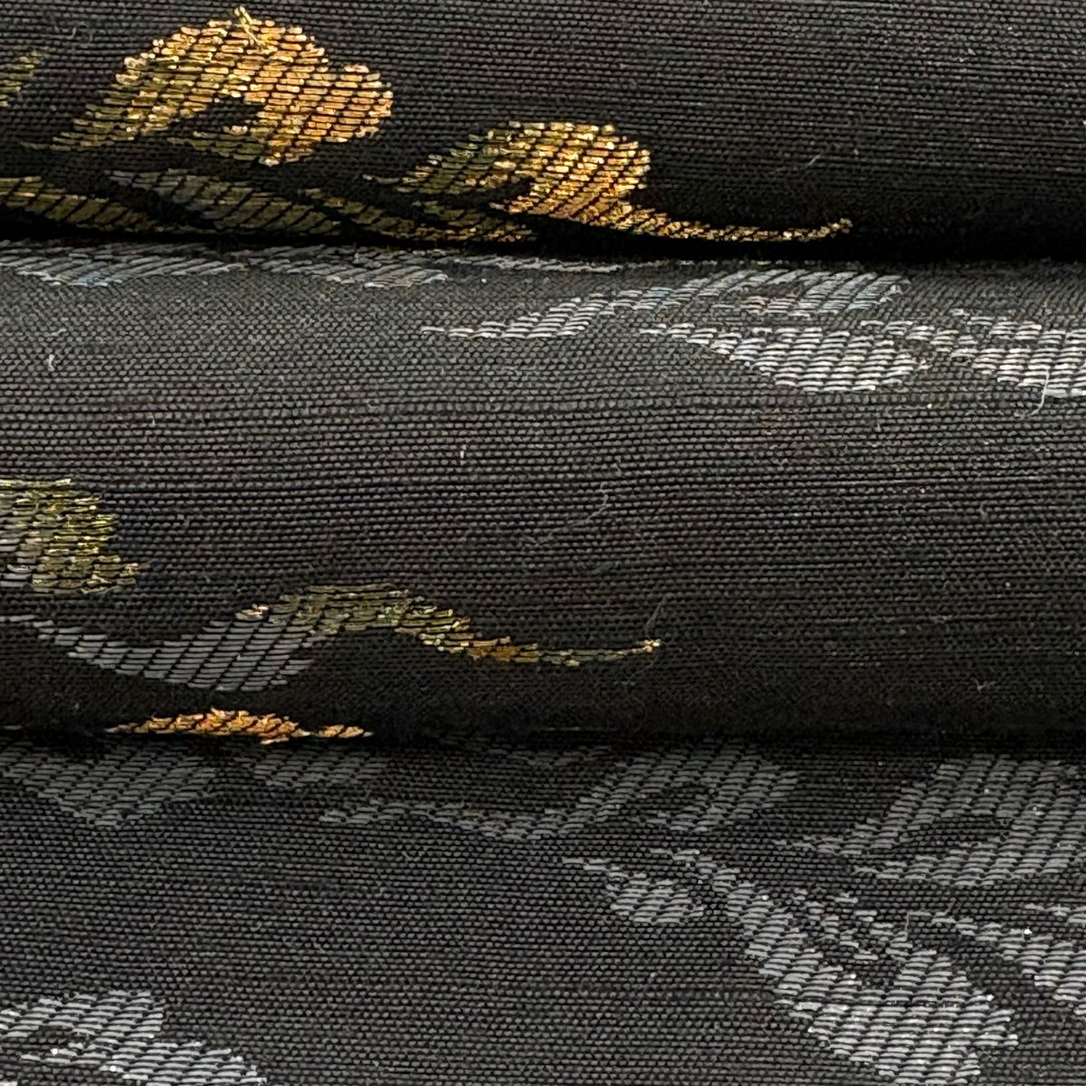 名古屋帶 逸品級 附有落款 かつやま 葉紋 金銀絲 黑 純蠶絲
