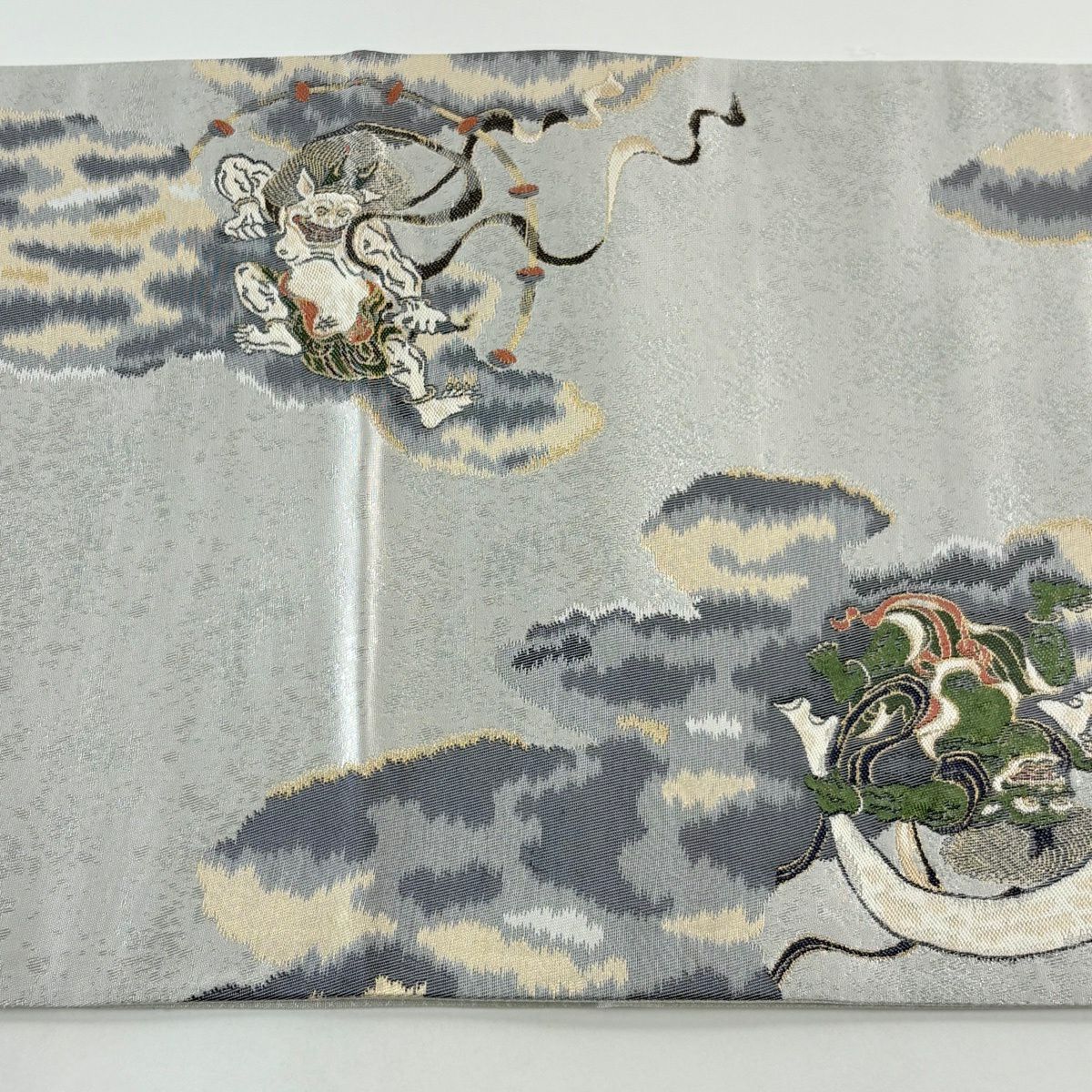 袋帶 逸品級 風神雷神 雲文 金絲 金金箔 灰白 お太鼓柄 純蠶絲