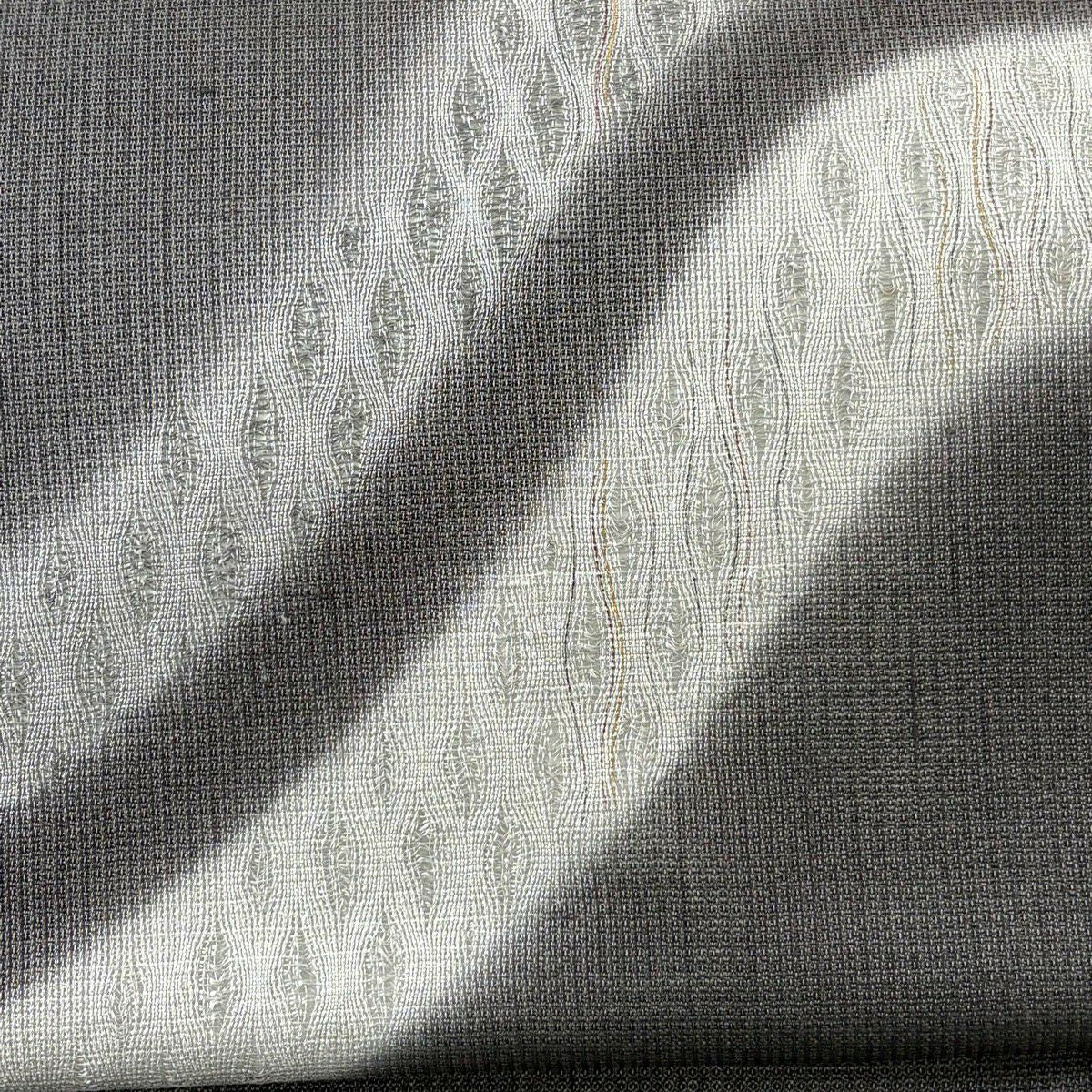 【美品】 袋帶 逸品級 夏帶 大和 立湧 幾何圖案 黑灰 大鼓圖案 純蠶絲