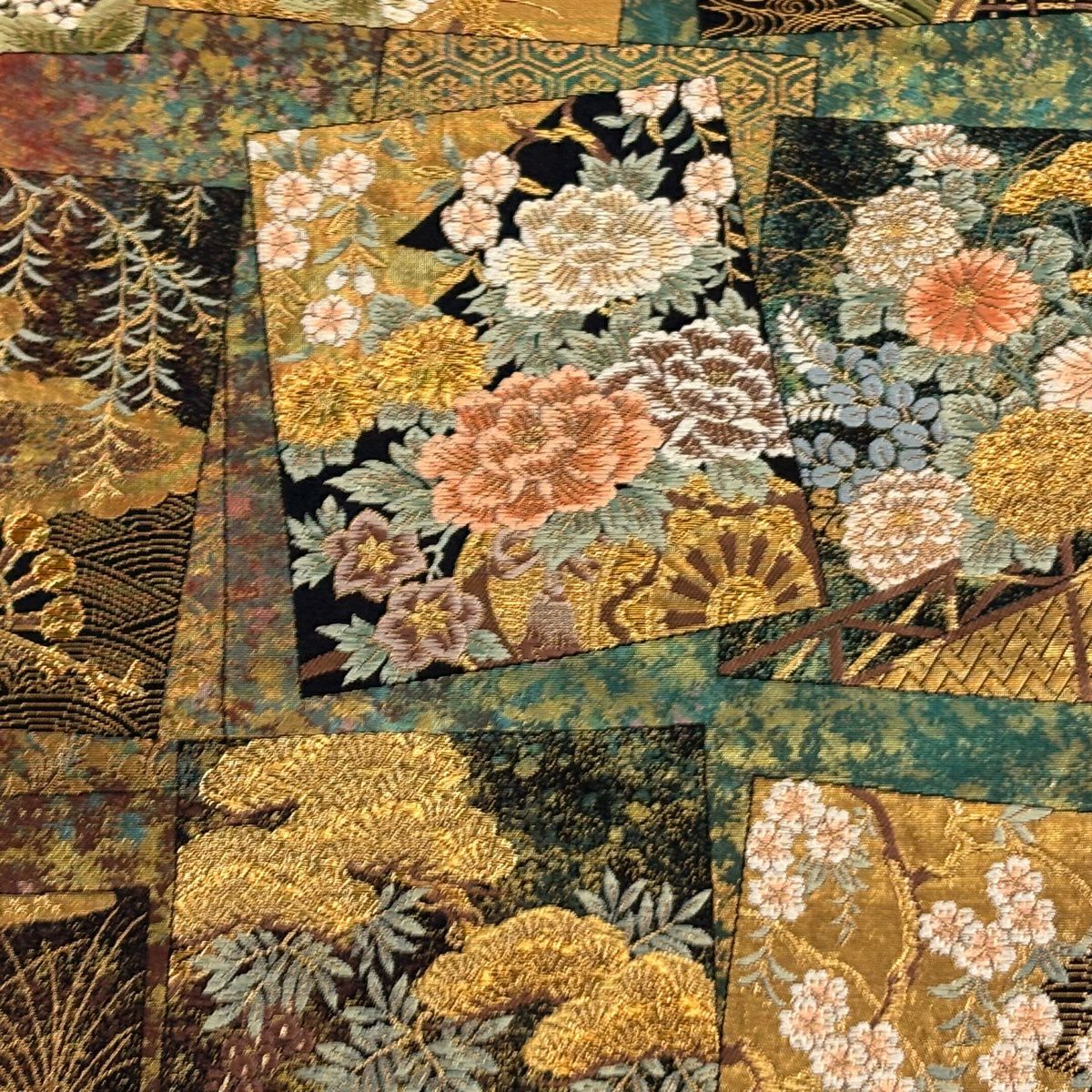 【美品】 袋帶 秀品級 色紙 花鳥 金糸 金金箔 綠 お太鼓柄 純蠶絲