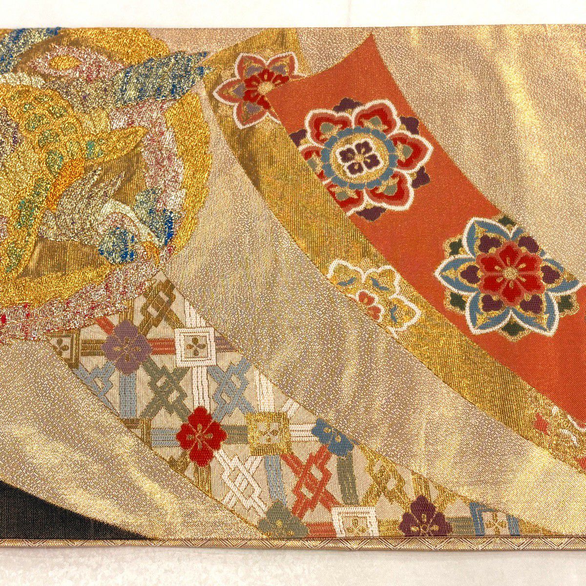 【美品】 袋帶 秀品級 鳳凰 華紋 金銀彩 金金箔 金色 六通 純蠶絲
