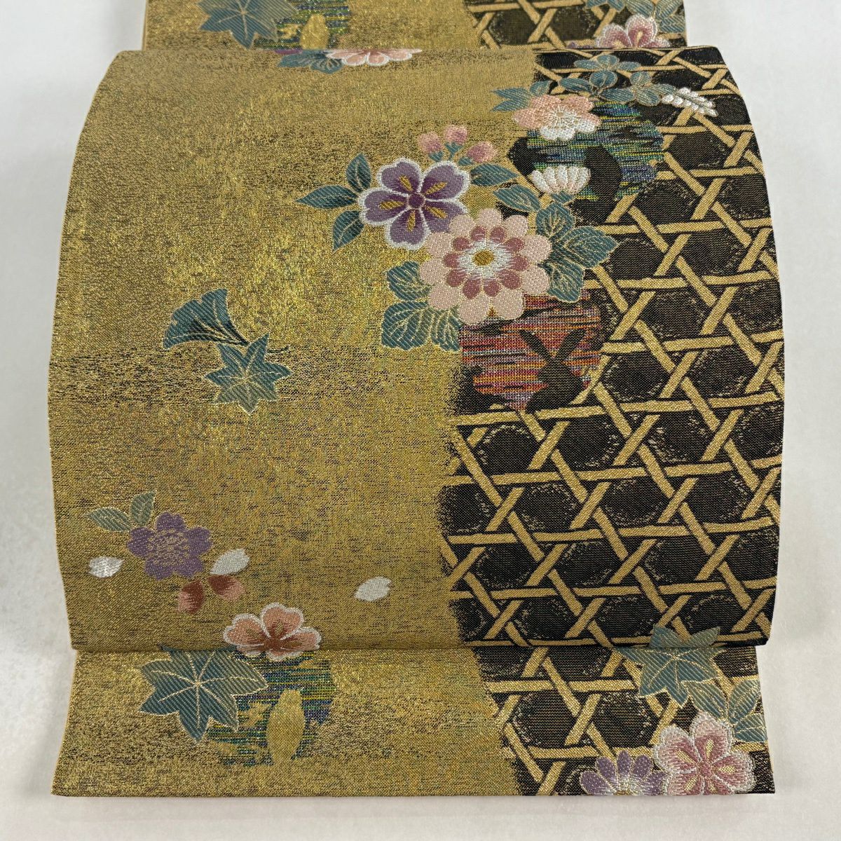 【美品】 袋帶 秀品級 草花紋紋 籠目 金絲 金金箔 金色 六通 純蠶絲