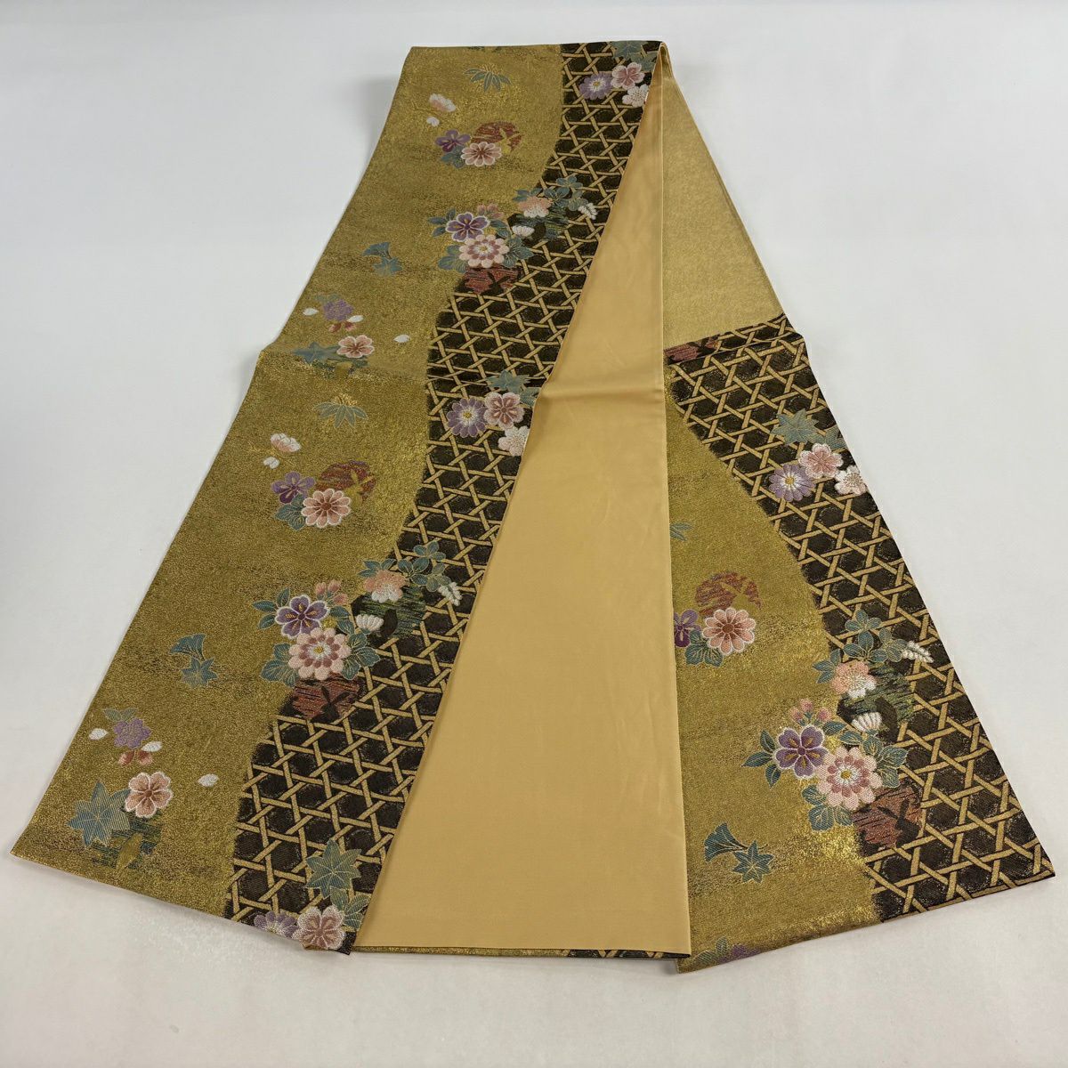 【美品】 袋帶 秀品級 草花紋紋 籠目 金絲 金金箔 金色 六通 純蠶絲