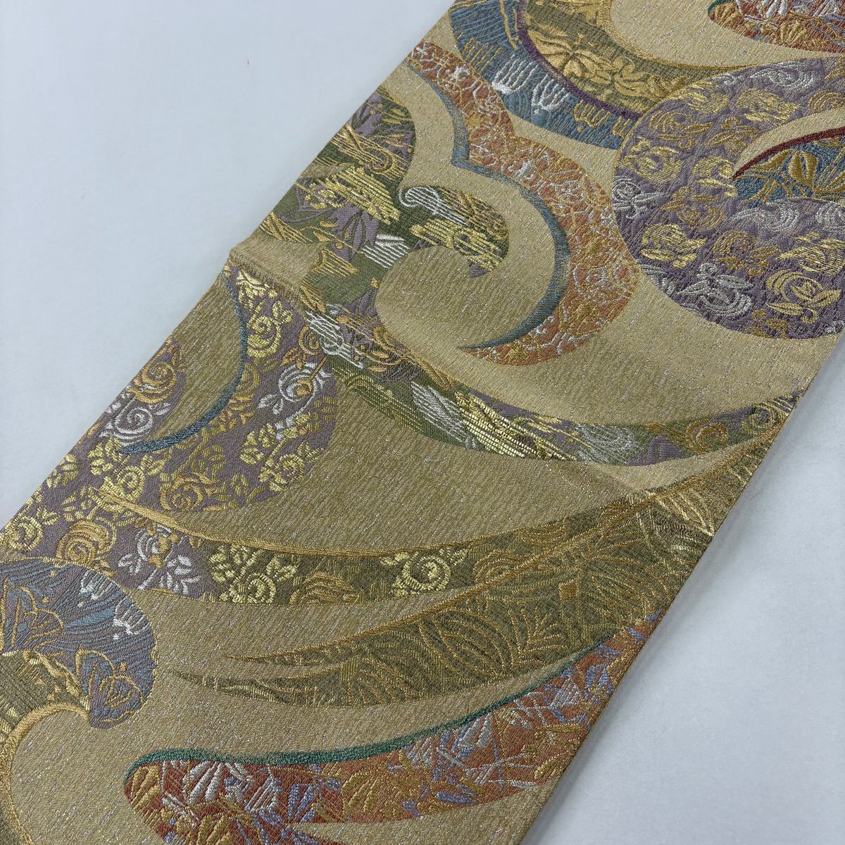 【美品】 袋帶 秀品級 唐草紋 草花紋 金銀彩 金金箔 金 六通 純蠶絲