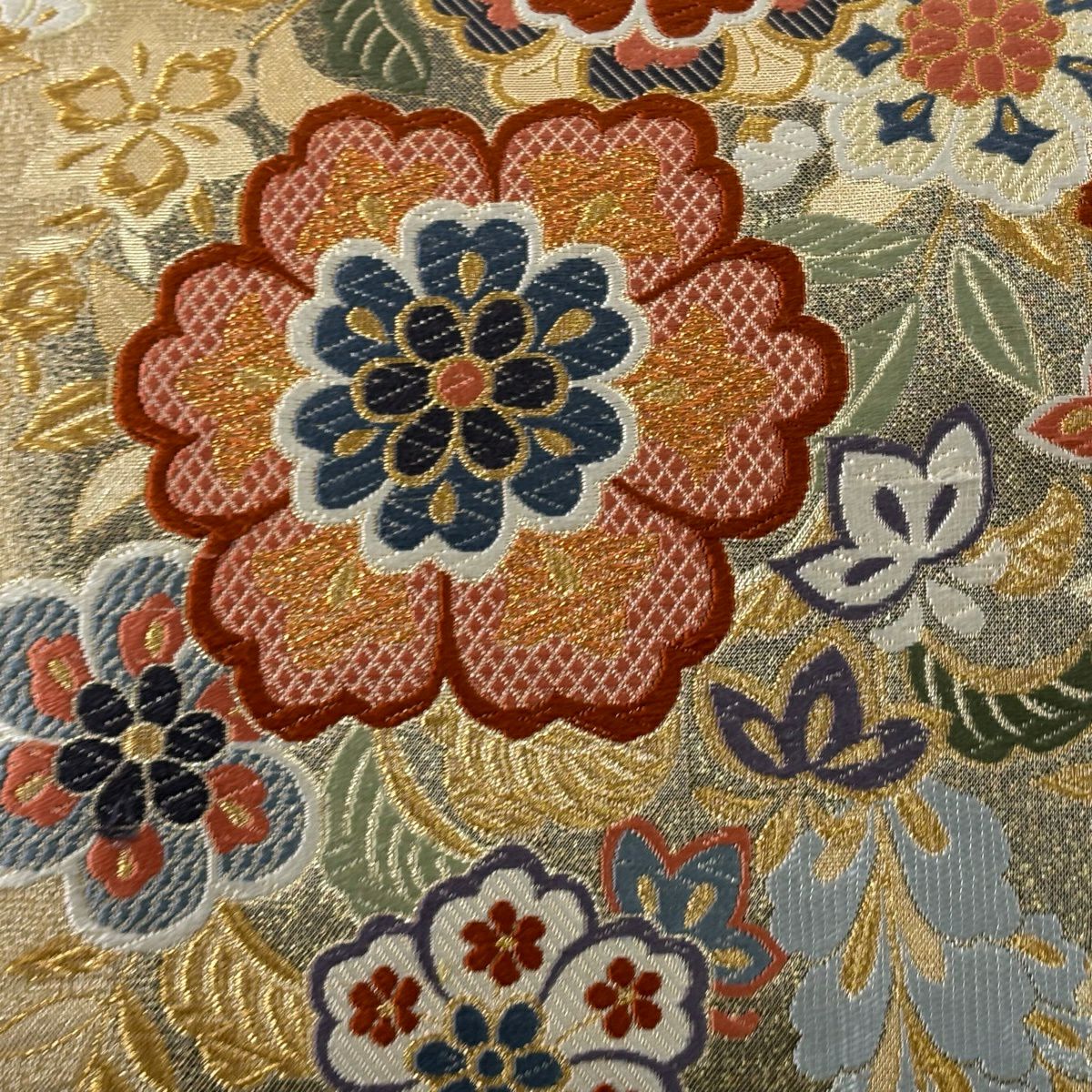 【美品】 袋帶 秀品級 華紋 草花紋 金糸 金金箔 米色 六通 純蠶絲