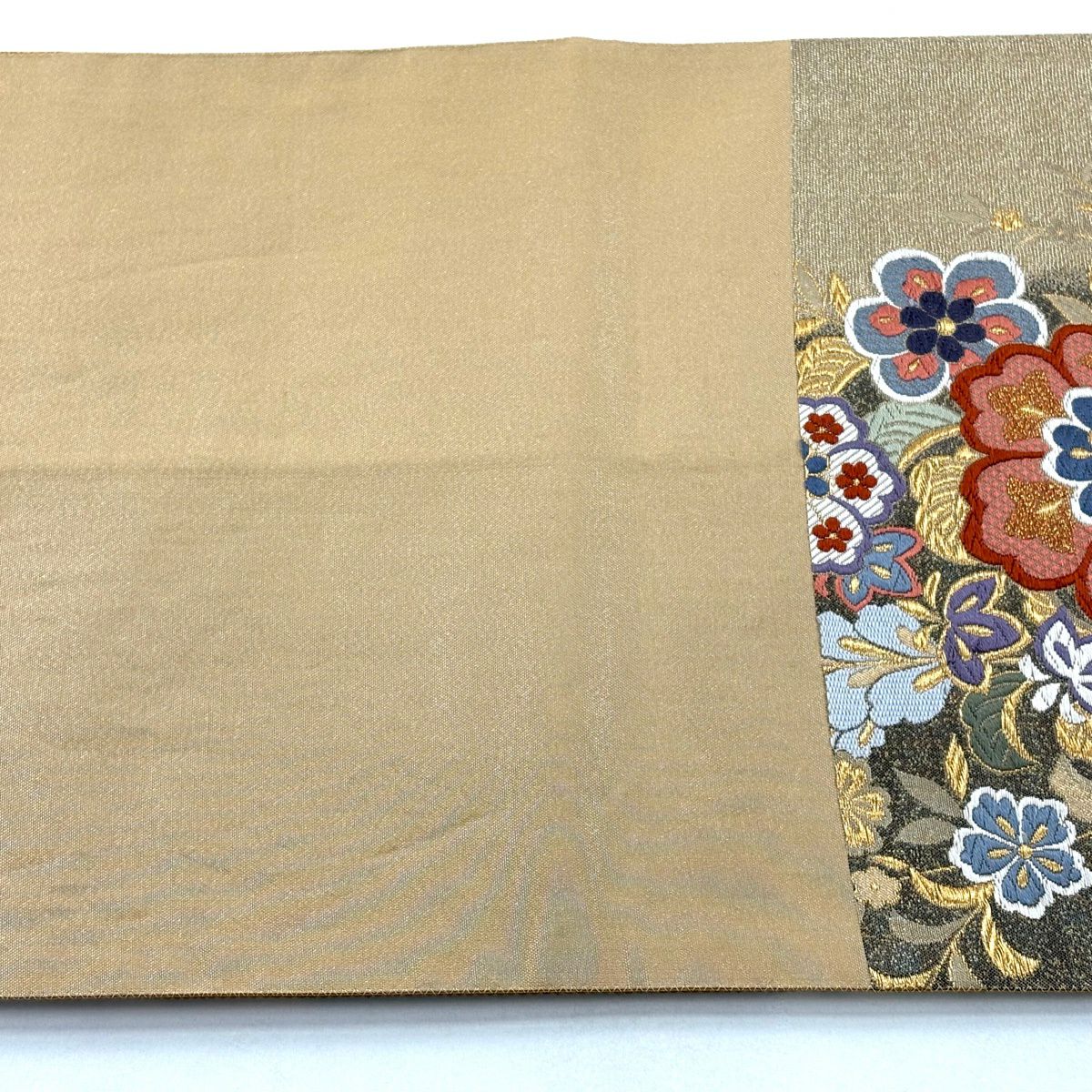 【美品】 袋帶 秀品級 華紋 草花紋 金糸 金金箔 米色 六通 純蠶絲